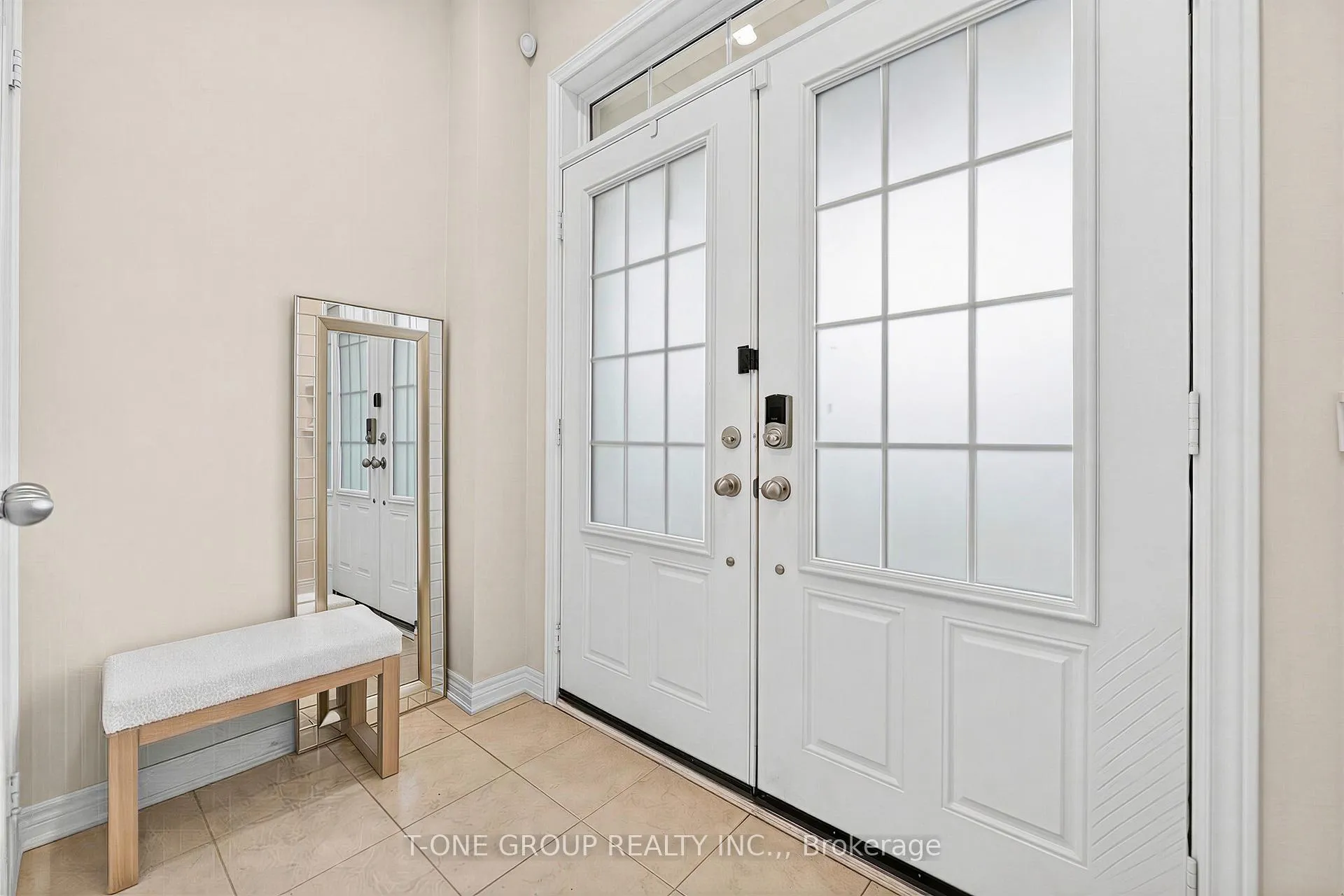 Photo 3 of 113 Fimco Crescent, Markham, Greensborough — HOMEH