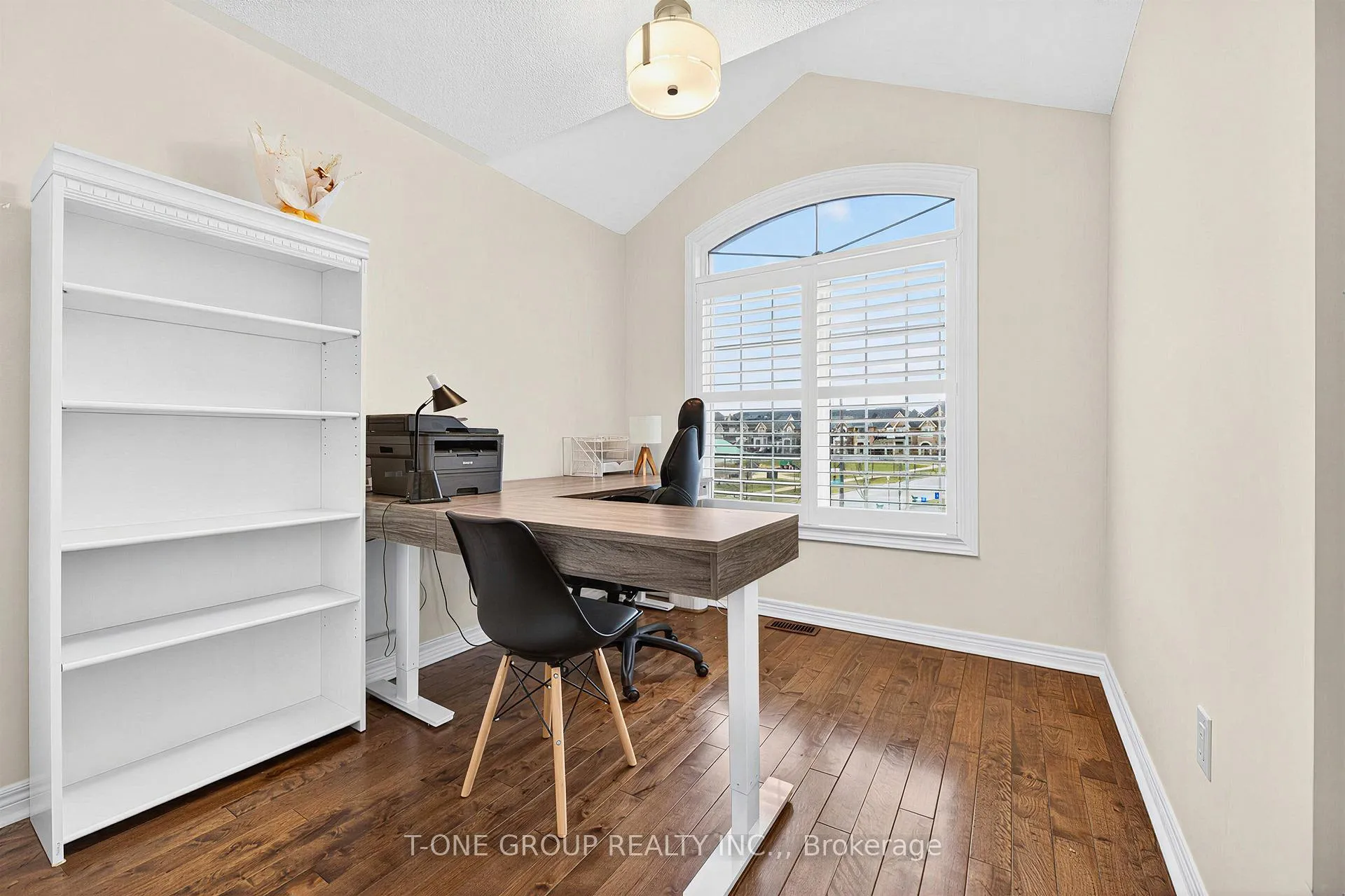 Photo 33 of 113 Fimco Crescent, Markham, Greensborough — HOMEH