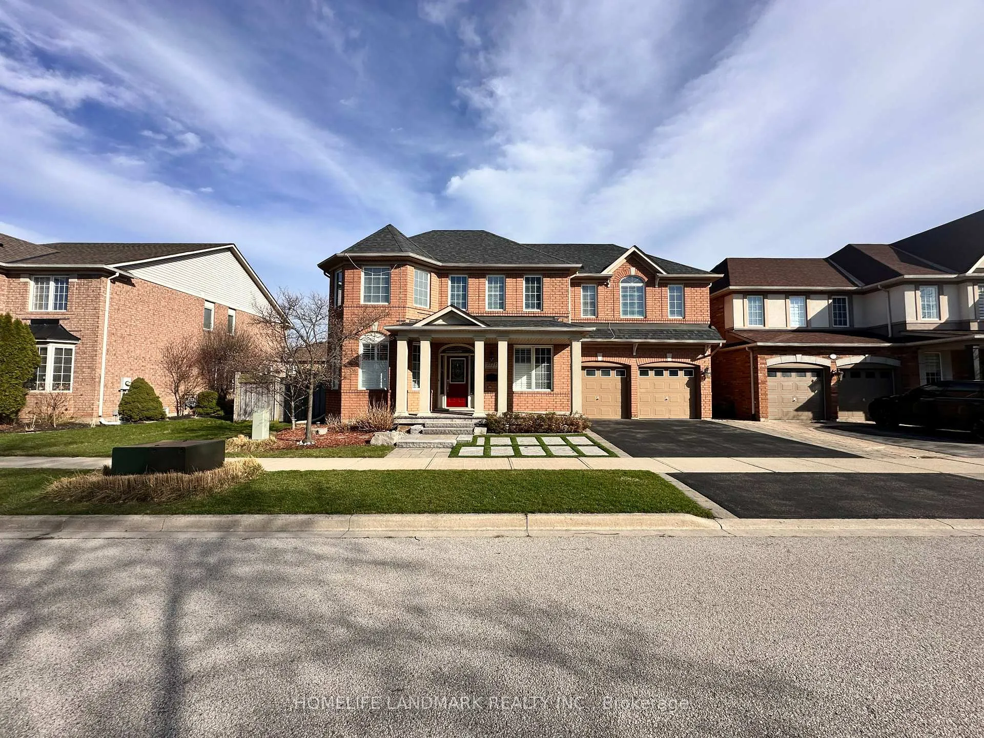 Front of 2225 Canonridge Circle