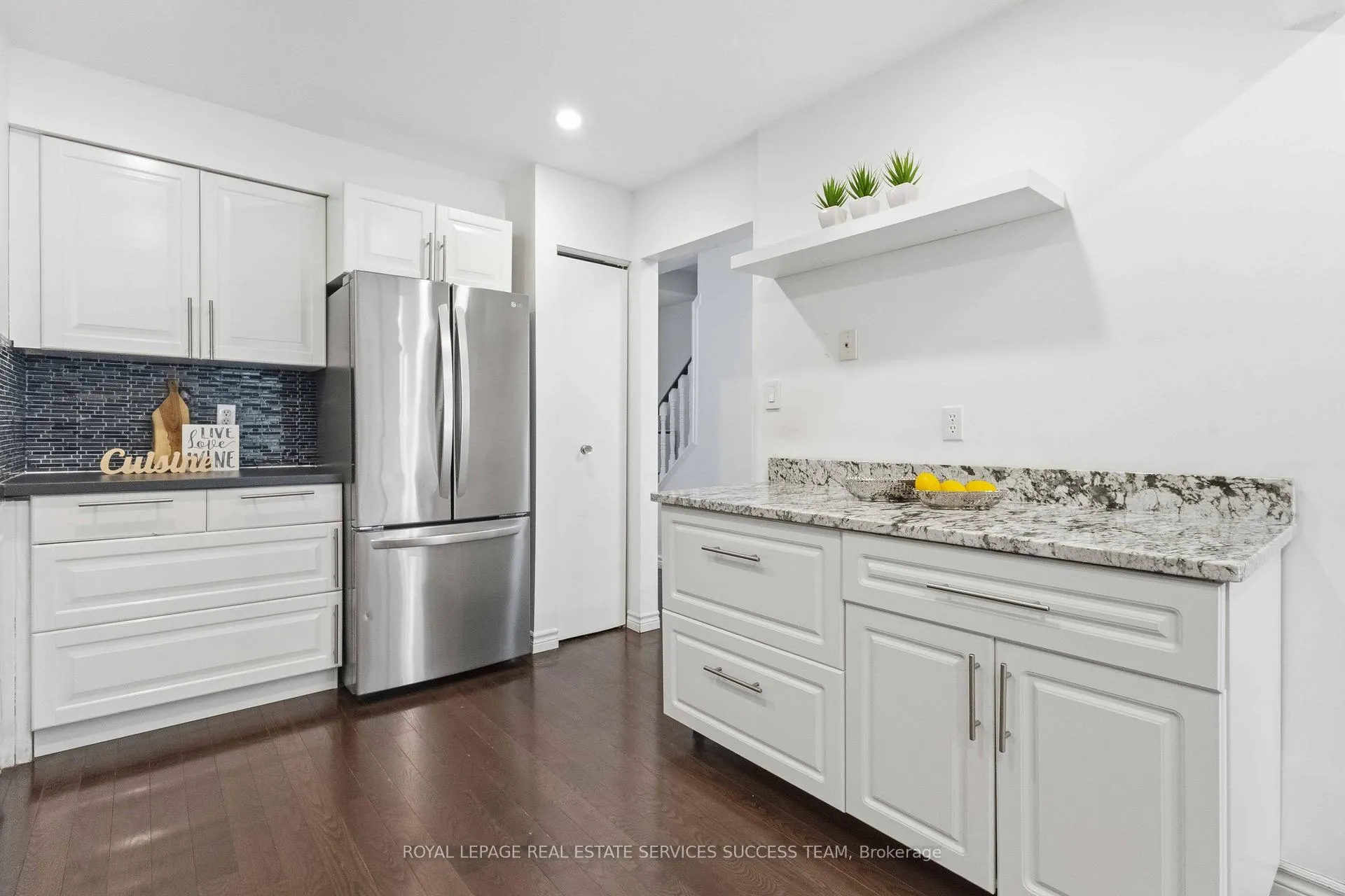 Photo 6 of 31 Thatcher's Mill Way, Markham, Bullock — HOMEH
