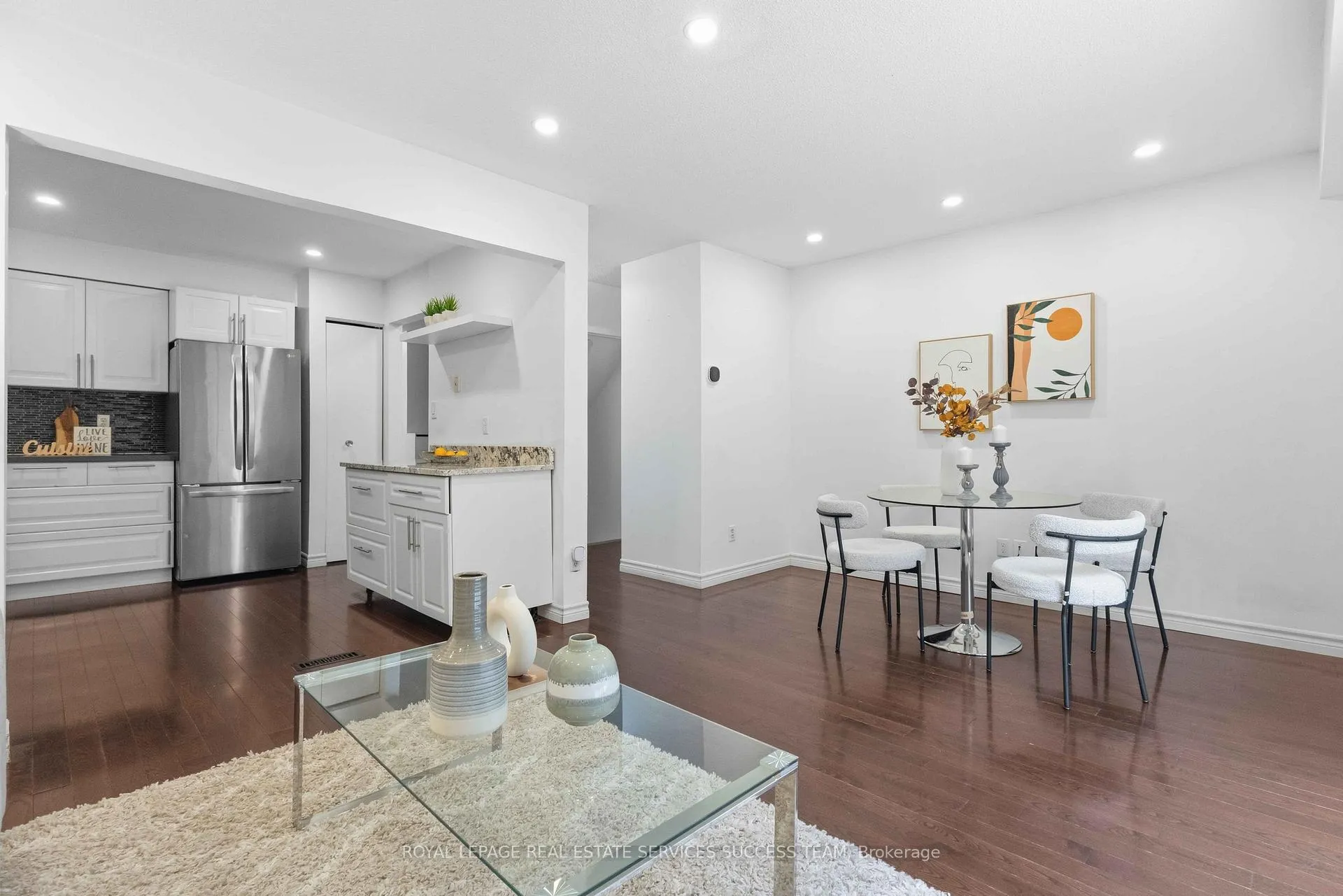 Photo 10 of 31 Thatcher's Mill Way, Markham, Bullock — HOMEH
