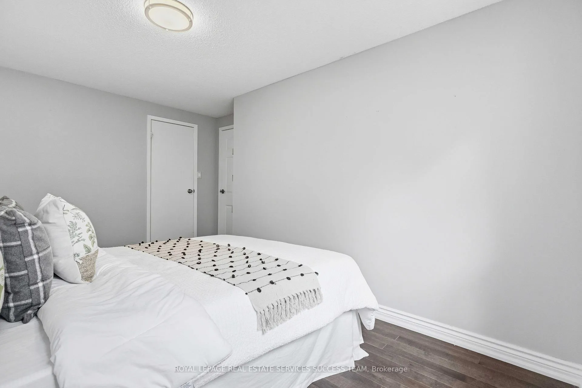 Photo 21 of 31 Thatcher's Mill Way, Markham, Bullock — HOMEH