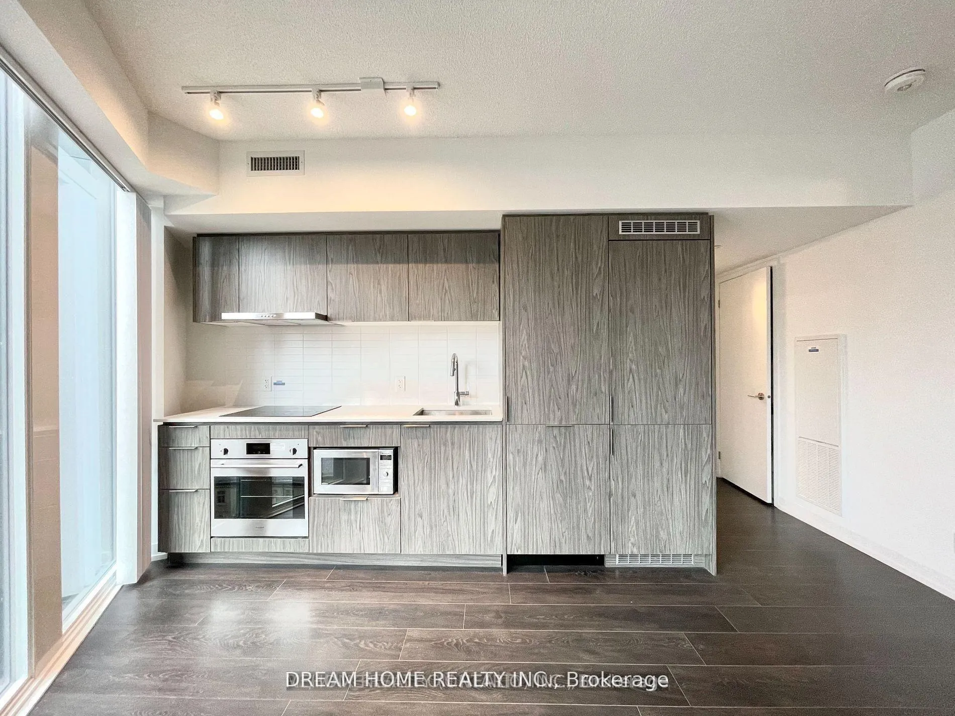 Photo 6 of Unit 1111, 60 Shuter Street, Toronto, Church-Yonge Corridor — HOMEH