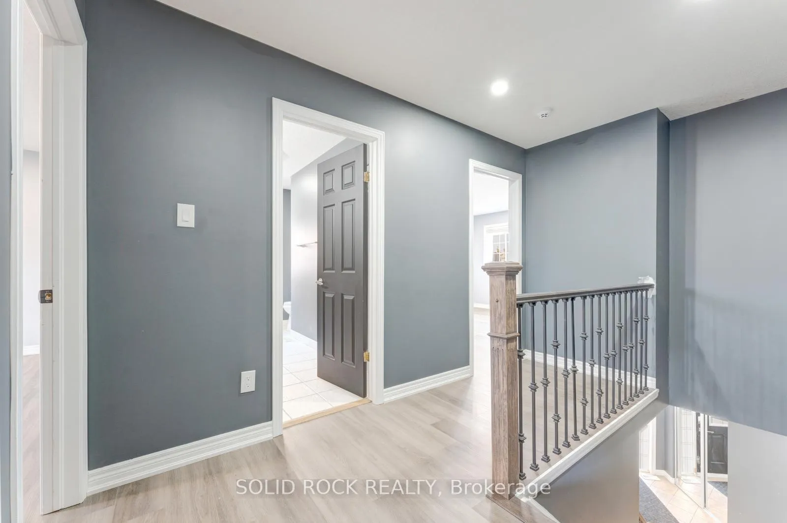 Photo 20 of 50 Cranbrook Street, Kitchener — HOMEH