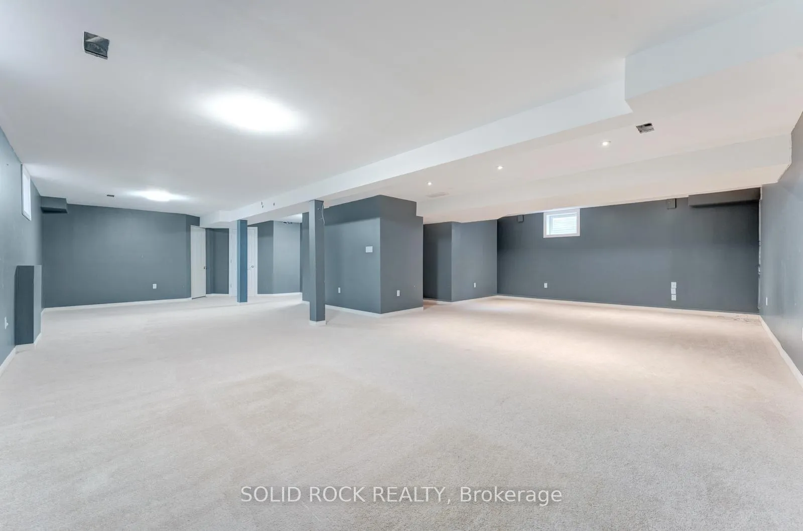 Photo 41 of 50 Cranbrook Street, Kitchener — HOMEH
