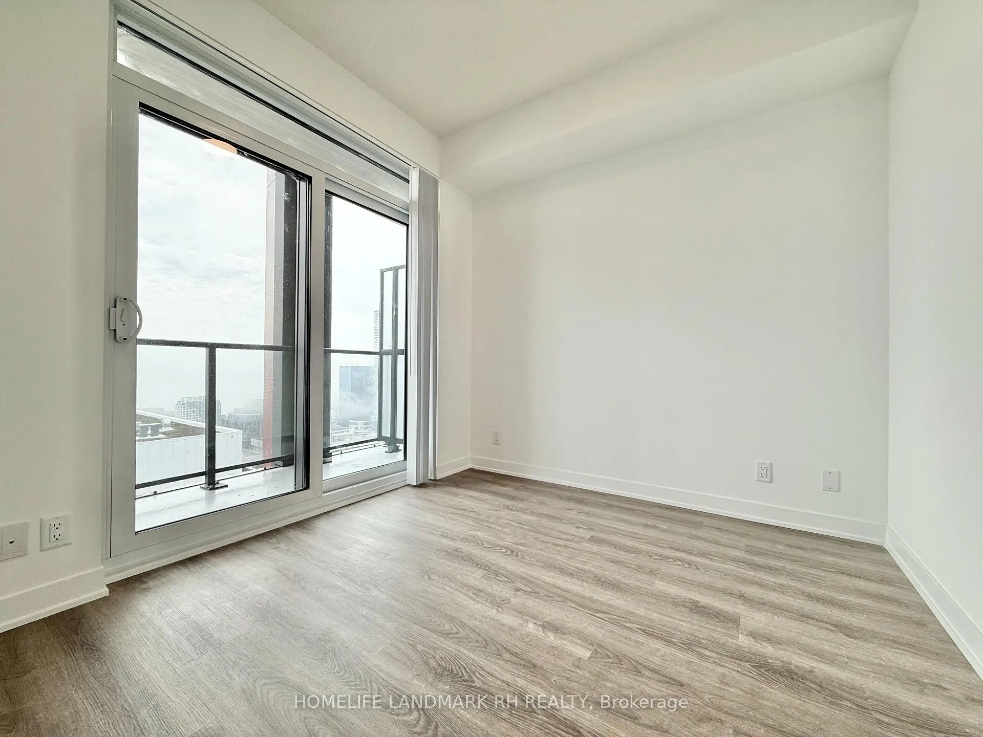 Photo 11 of Unit 4106, 180 Front Street E, Toronto, Moss Park — HOMEH