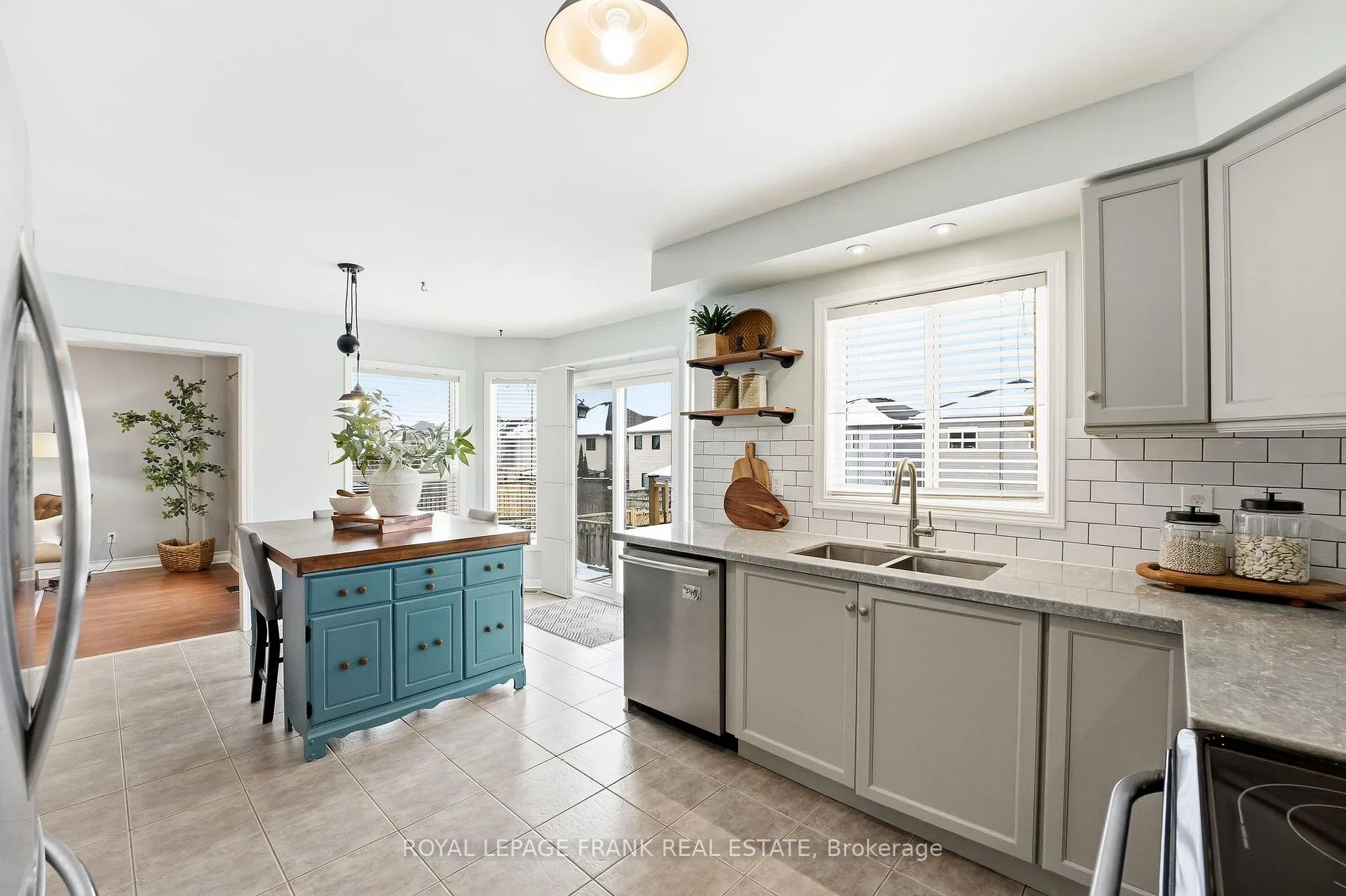 Photo 14 of 70 Weldrick Crescent, Clarington, Bowmanville — HOMEH