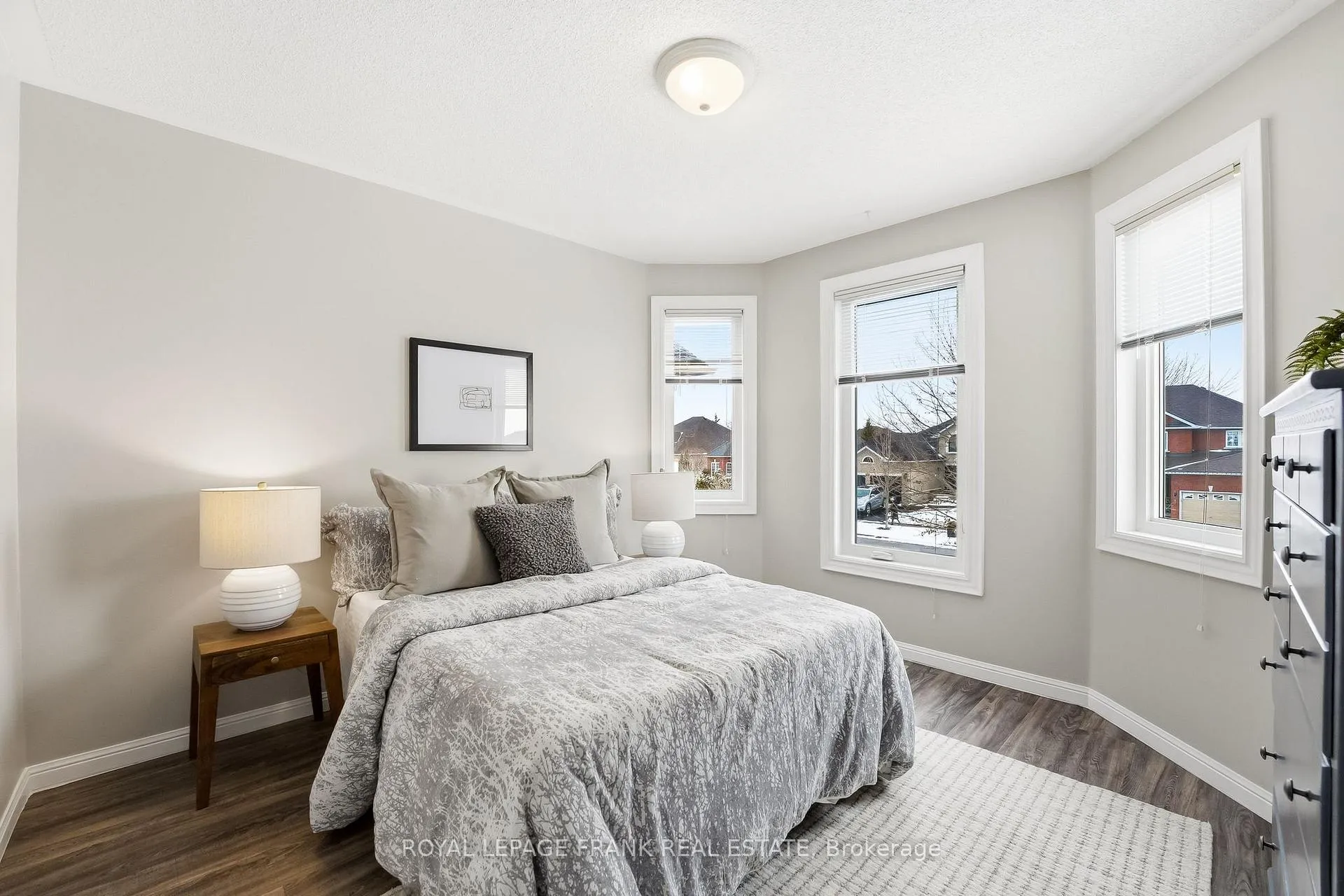 Photo 25 of 70 Weldrick Crescent, Clarington, Bowmanville — HOMEH