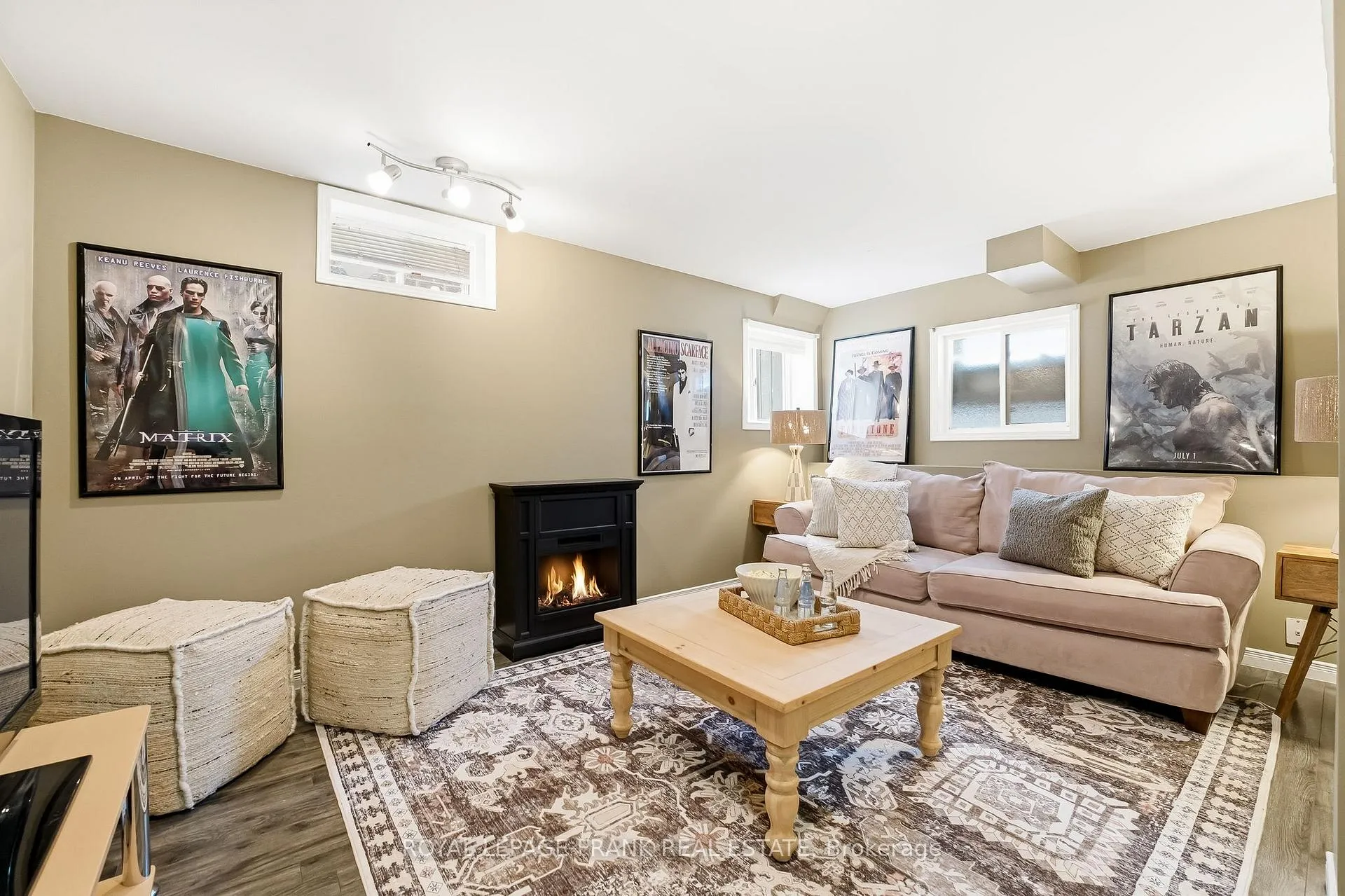 Photo 33 of 70 Weldrick Crescent, Clarington, Bowmanville — HOMEH