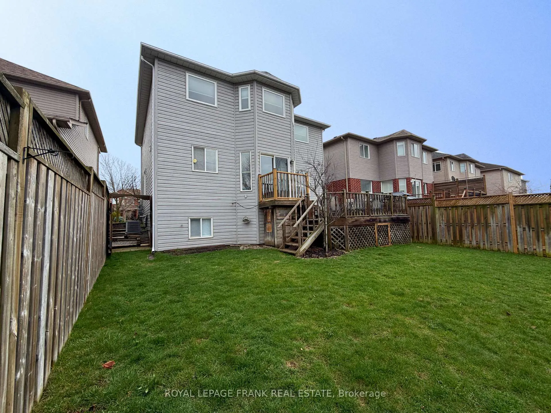Photo 41 of 70 Weldrick Crescent, Clarington, Bowmanville — HOMEH