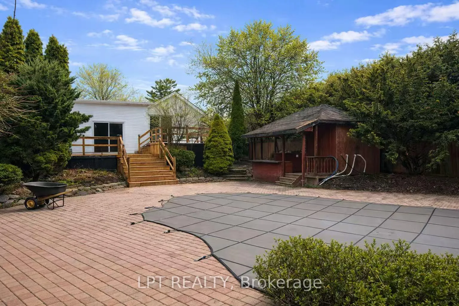 Photo 2 of 228 Pine Cove Road, Burlington, Roseland — HOMEH