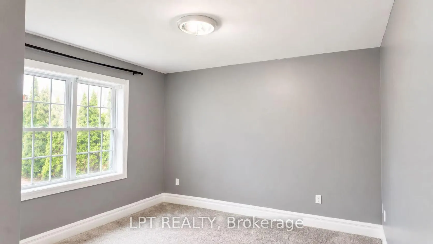 Photo 4 of 228 Pine Cove Road, Burlington, Roseland — HOMEH
