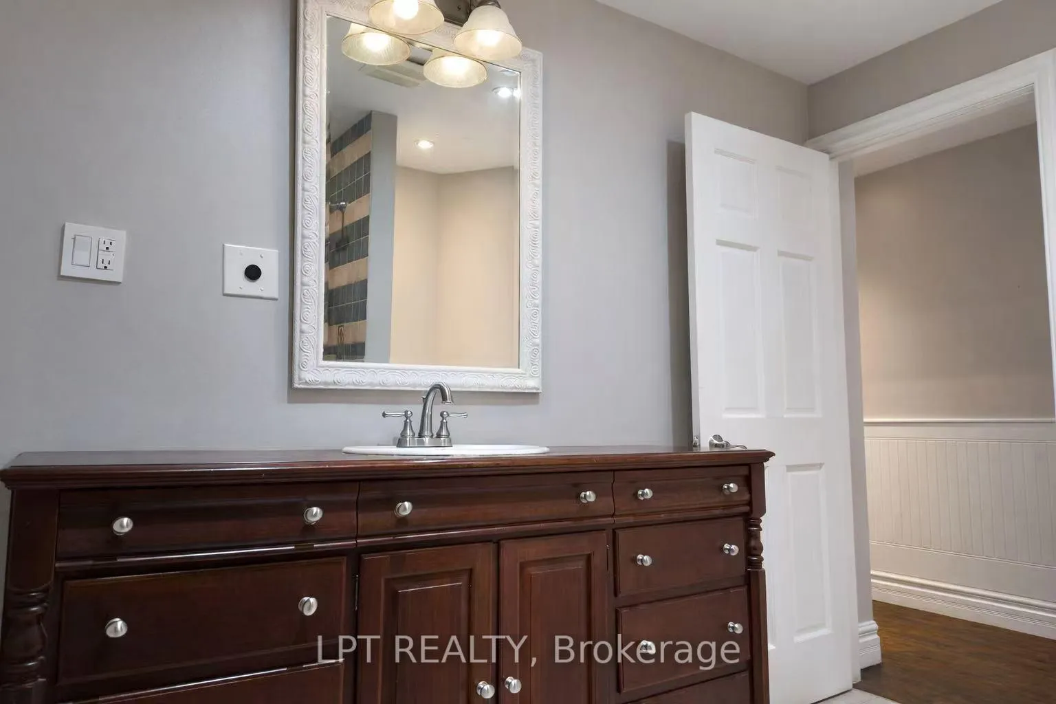 Photo 7 of 228 Pine Cove Road, Burlington, Roseland — HOMEH