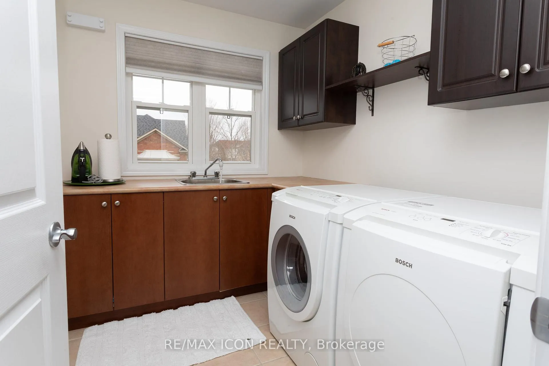 Photo 18 of 103 Glazebrook Crescent, Cambridge — HOMEH
