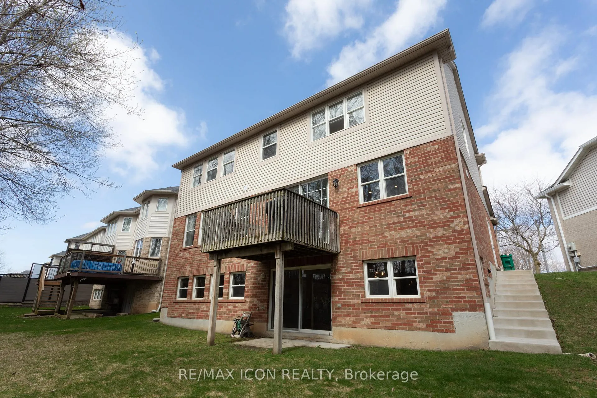 Photo 29 of 103 Glazebrook Crescent, Cambridge — HOMEH