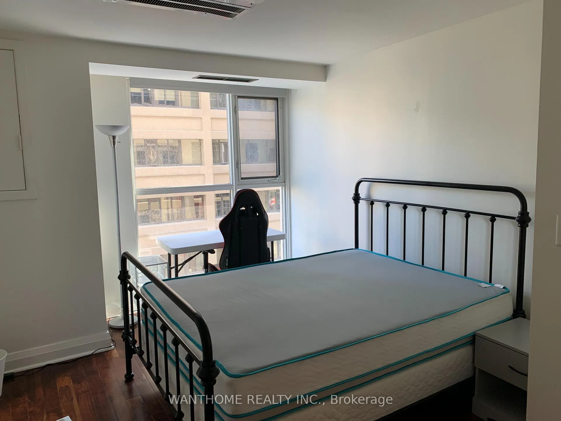 Photo 7 of Unit 506, 8 Wellesley Street E, Toronto, Church-Yonge Corridor — HOMEH