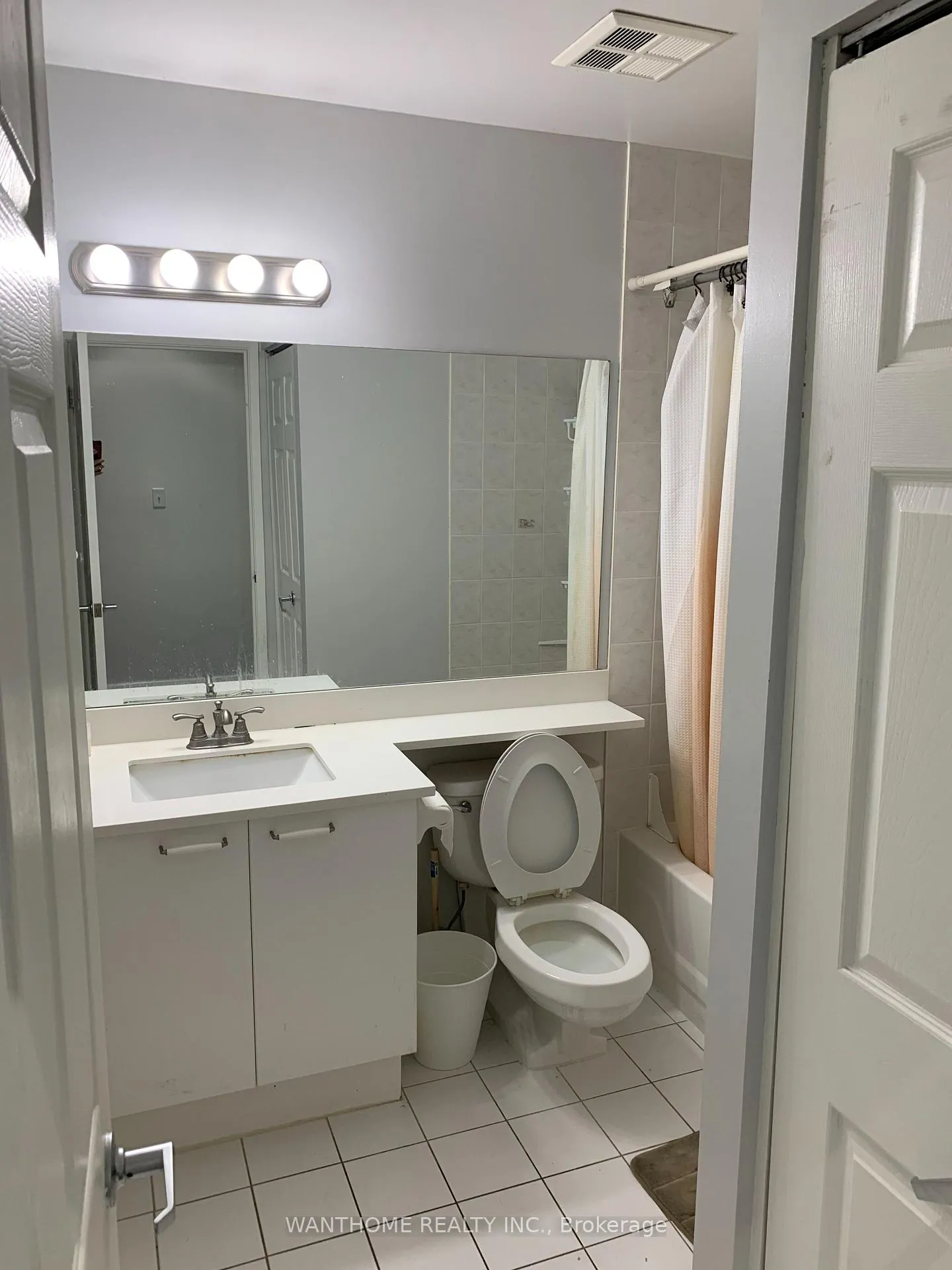 Photo 11 of Unit 506, 8 Wellesley Street E, Toronto, Church-Yonge Corridor — HOMEH