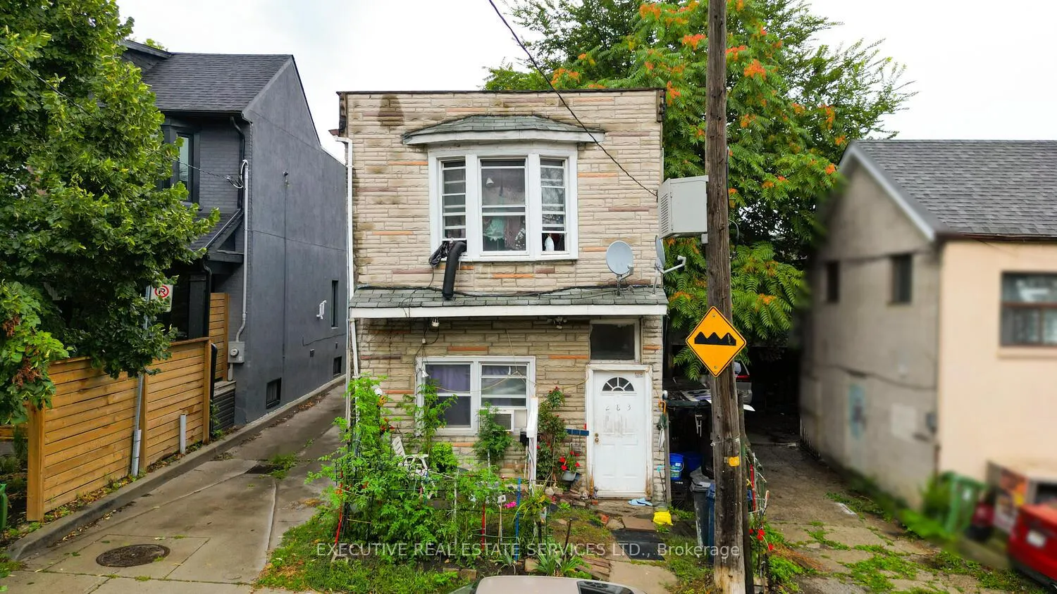 Photo 1 of 283 Rhodes Avenue E, Toronto, Greenwood-Coxwell — HOMEH