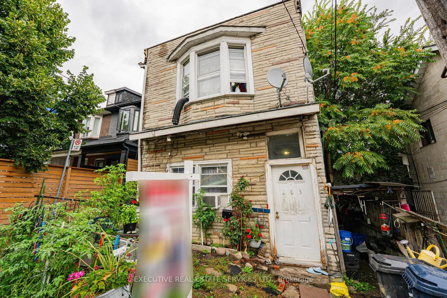 Photo 11 of 283 Rhodes Avenue E, Toronto, Greenwood-Coxwell — HOMEH