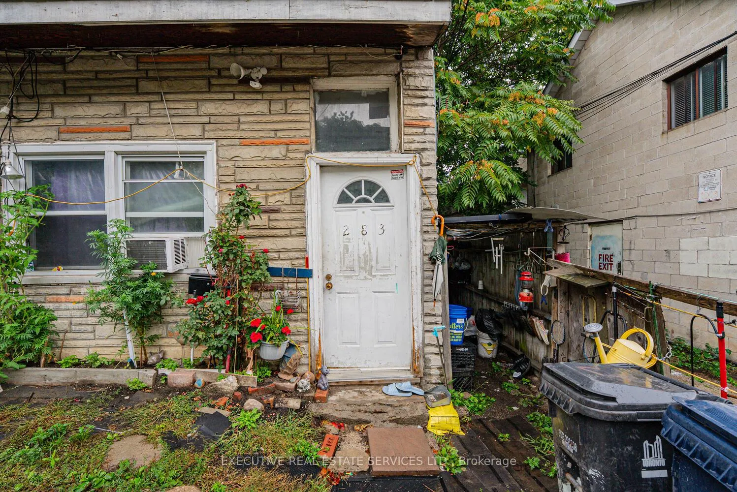 Photo 12 of 283 Rhodes Avenue E, Toronto, Greenwood-Coxwell — HOMEH