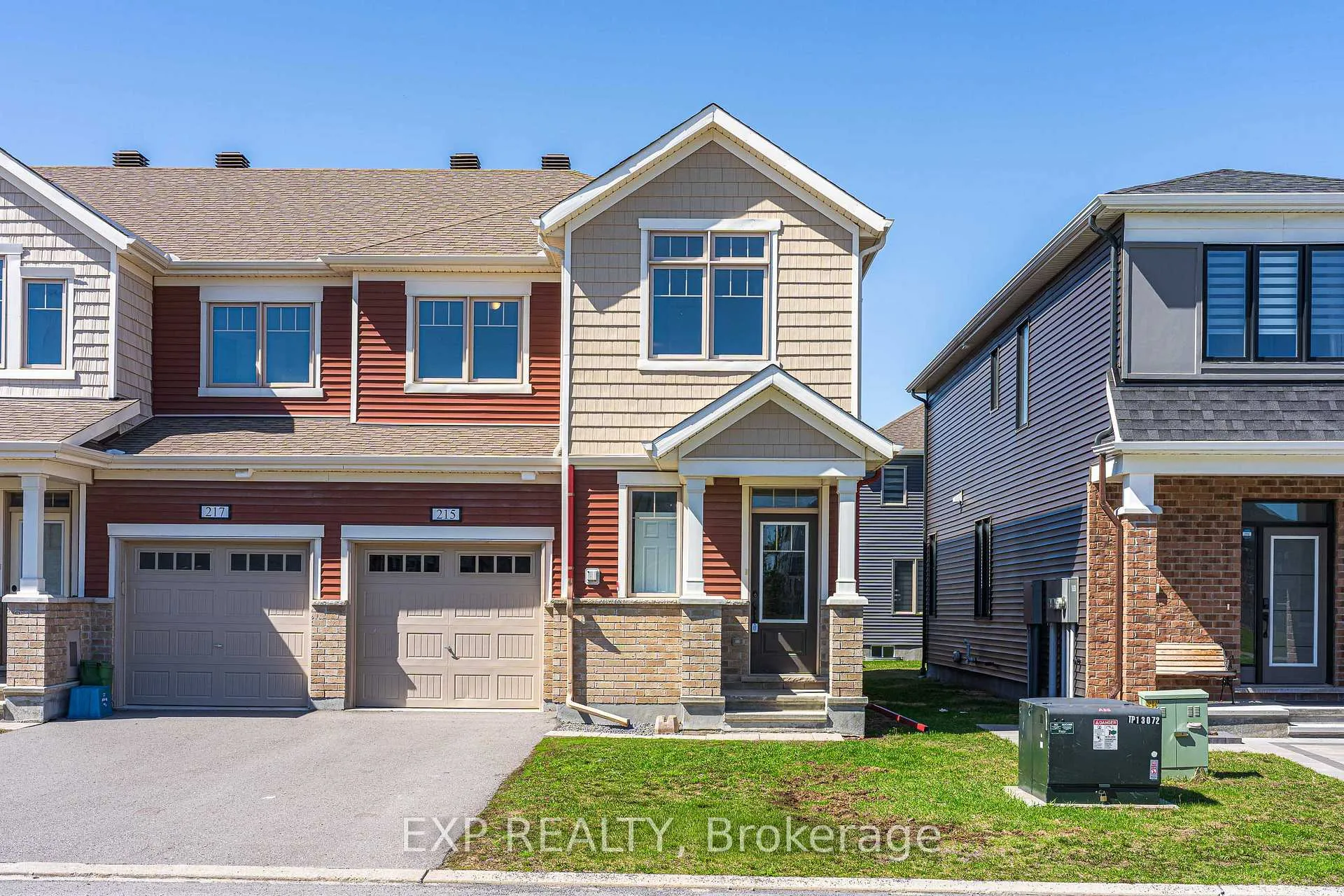 Photo 1 of 215 Merak Way, Ottawa, Barrhaven - Half Moon Bay — HOMEH