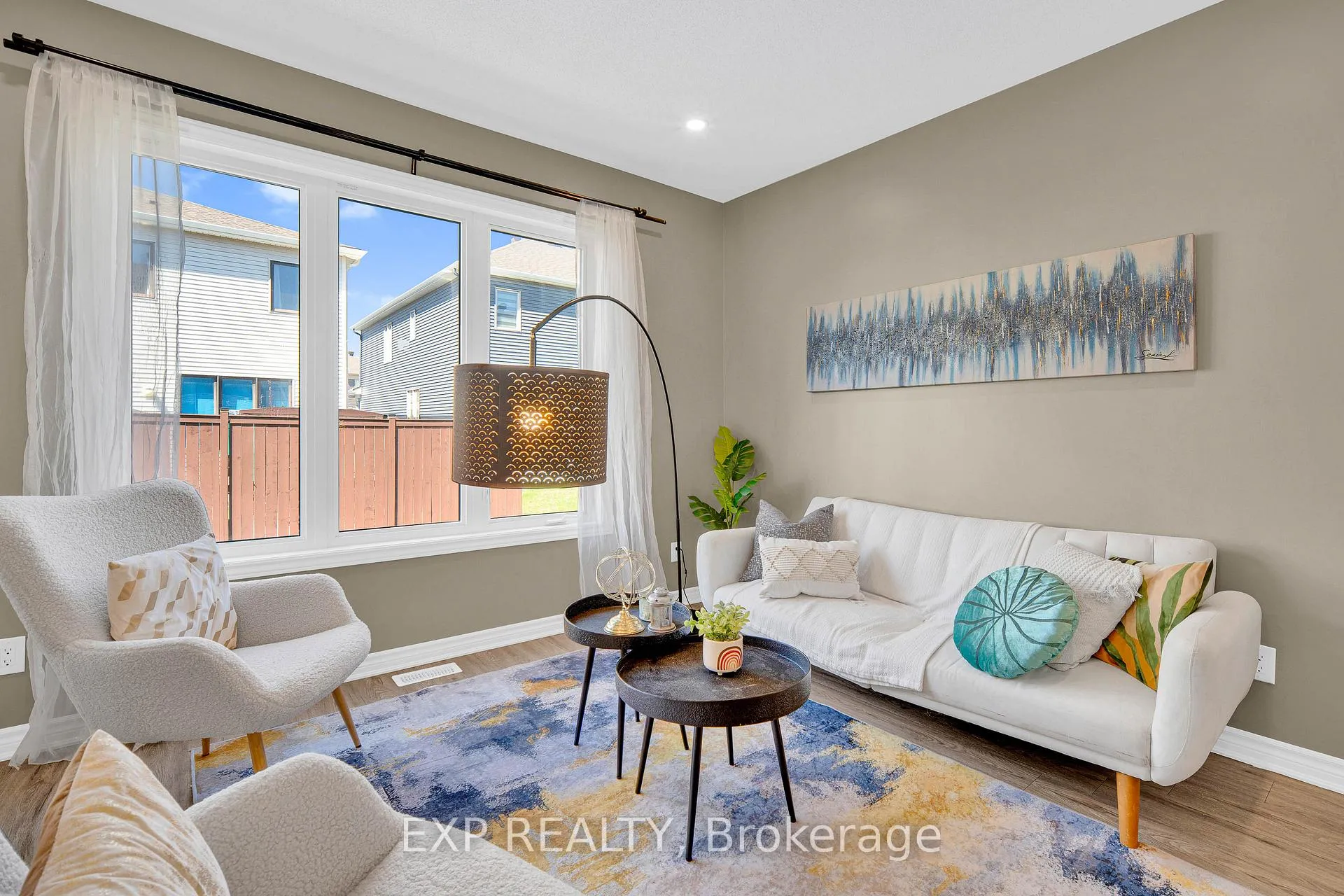 Photo 4 of 215 Merak Way, Ottawa, Barrhaven - Half Moon Bay — HOMEH