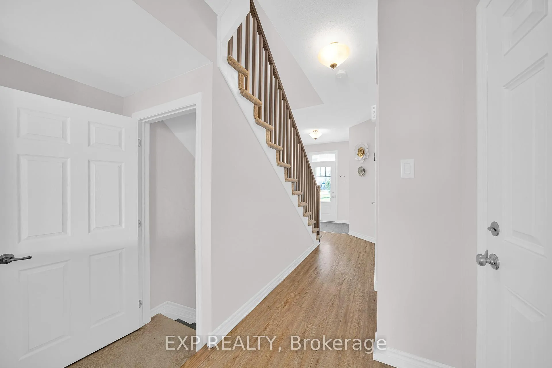 Photo 16 of 215 Merak Way, Ottawa, Barrhaven - Half Moon Bay — HOMEH