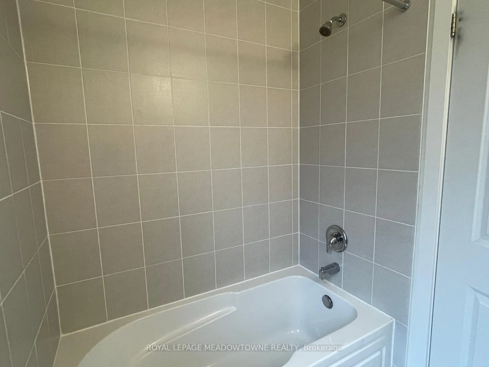 Photo 22 of 1560 Hilson Heights, Milton, Cobban — HOMEH