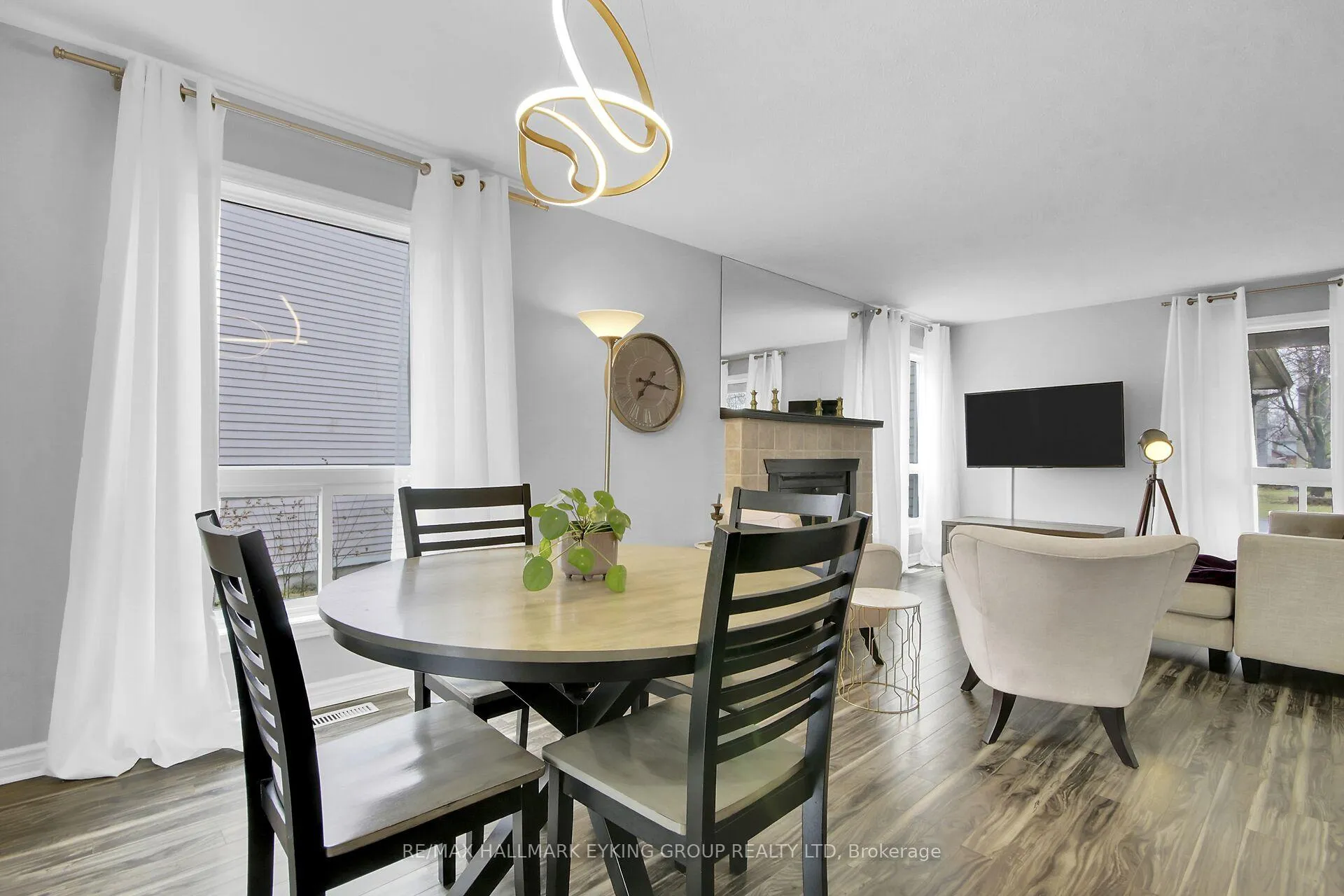 Photo 13 of 8 Vickers Way, Ottawa, Kanata - Katimavik — HOMEH