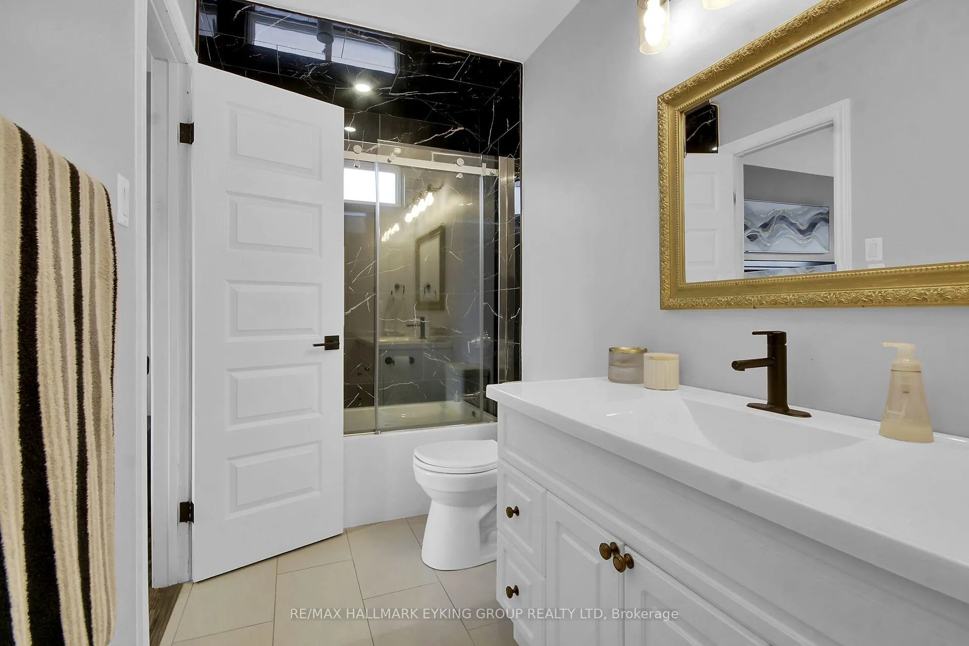Photo 31 of 8 Vickers Way, Ottawa, Kanata - Katimavik — HOMEH