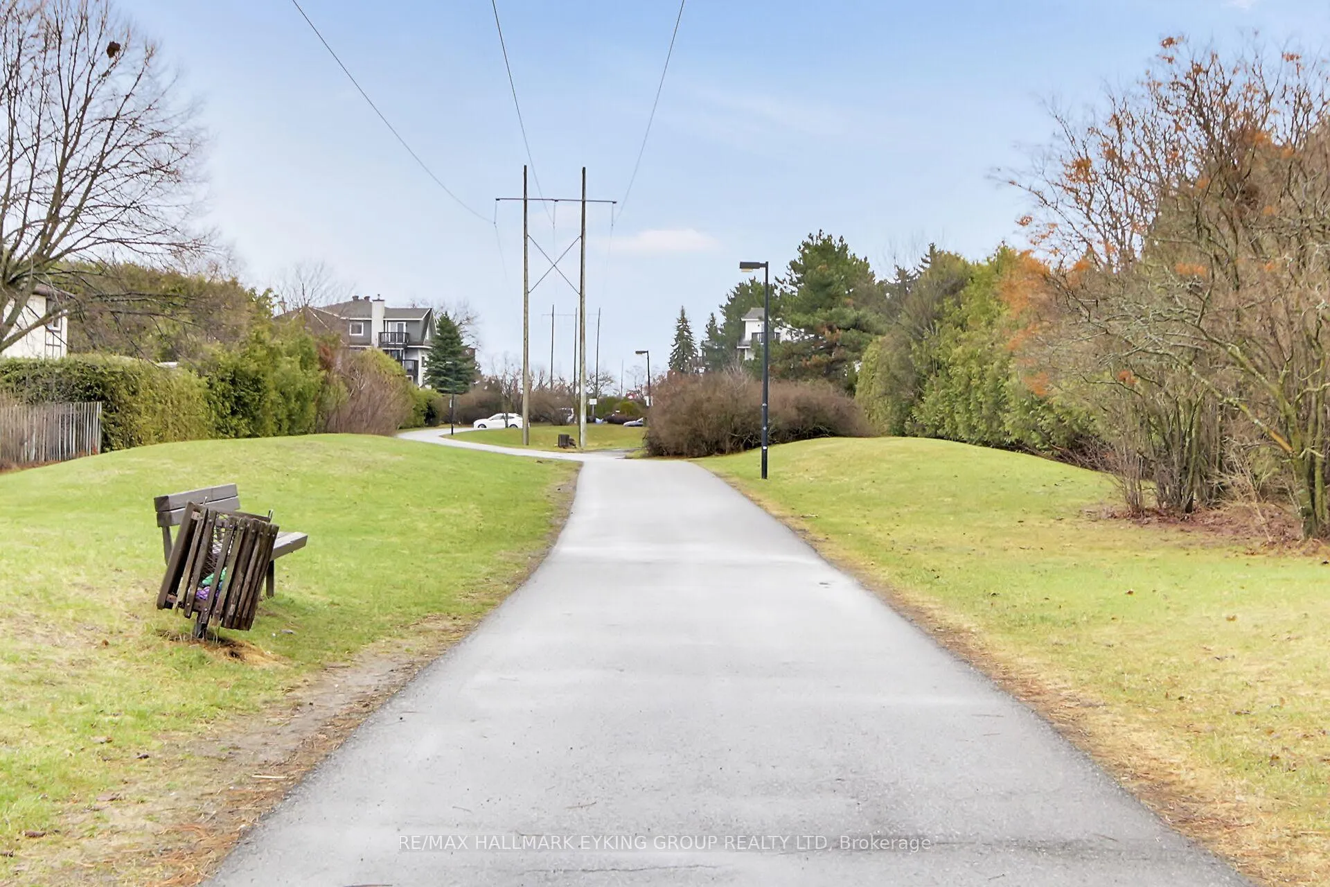 Photo 48 of 8 Vickers Way, Ottawa, Kanata - Katimavik — HOMEH