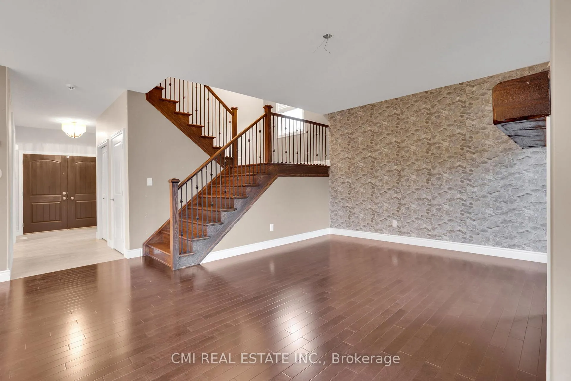 Photo 16 of 212 Jasmine Drive, Lakeshore — HOMEH