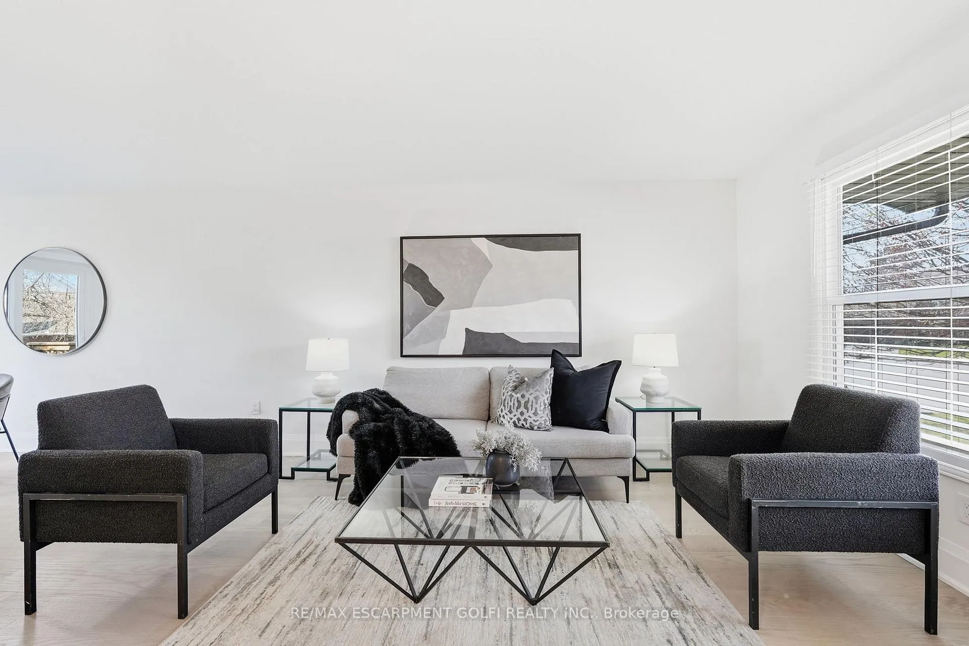 Photo 7 of 4140 Celia Court, Burlington, Shoreacres — HOMEH