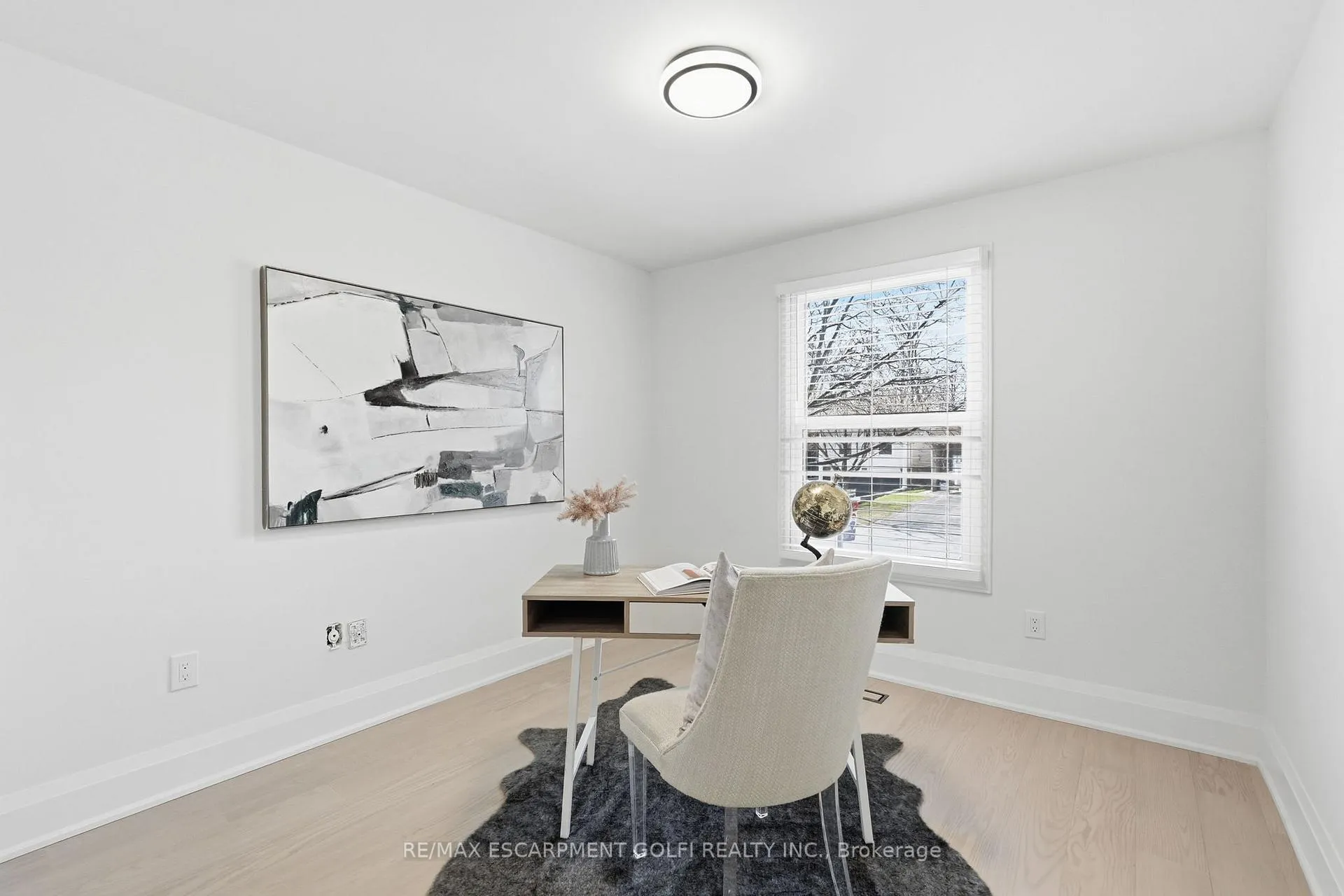 Photo 17 of 4140 Celia Court, Burlington, Shoreacres — HOMEH