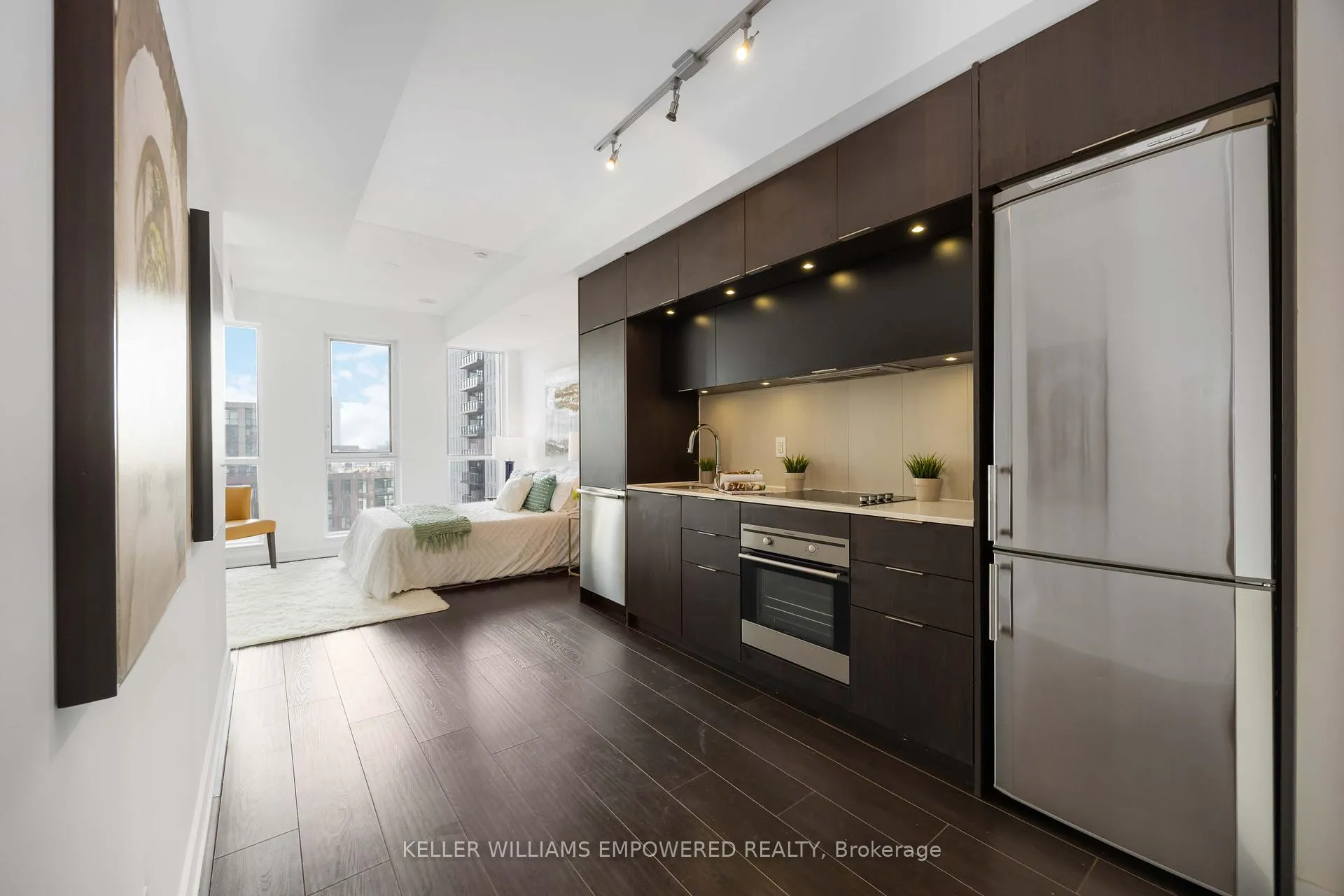 Photo 11 of Unit 1005, 170 Sumach Street, Toronto, Regent Park — HOMEH