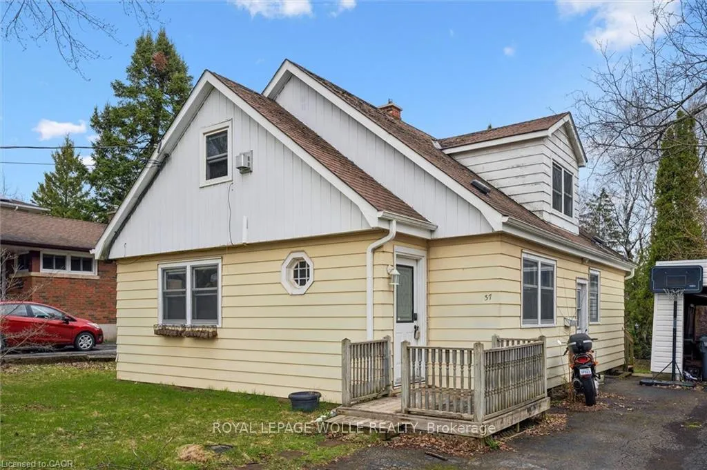 Photo 3 of 37 Edgehill Drive, Guelph, Exhibition Park — HOMEH