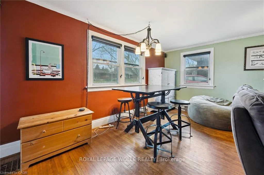 Photo 11 of 37 Edgehill Drive, Guelph, Exhibition Park — HOMEH