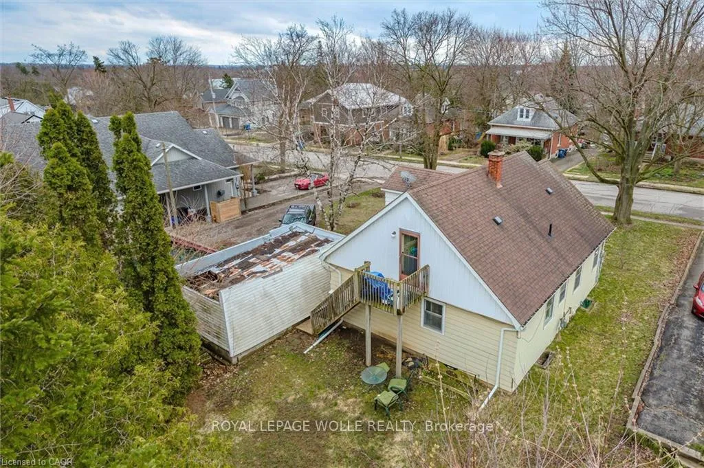 Photo 25 of 37 Edgehill Drive, Guelph, Exhibition Park — HOMEH