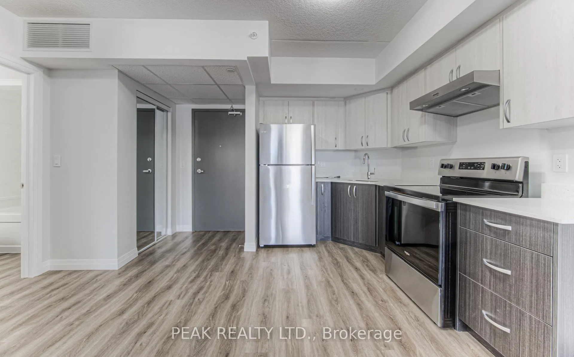 Photo 8 of Unit 208, 30 George Street S, Waterloo, Uptown Waterloo/North Ward — HOMEH
