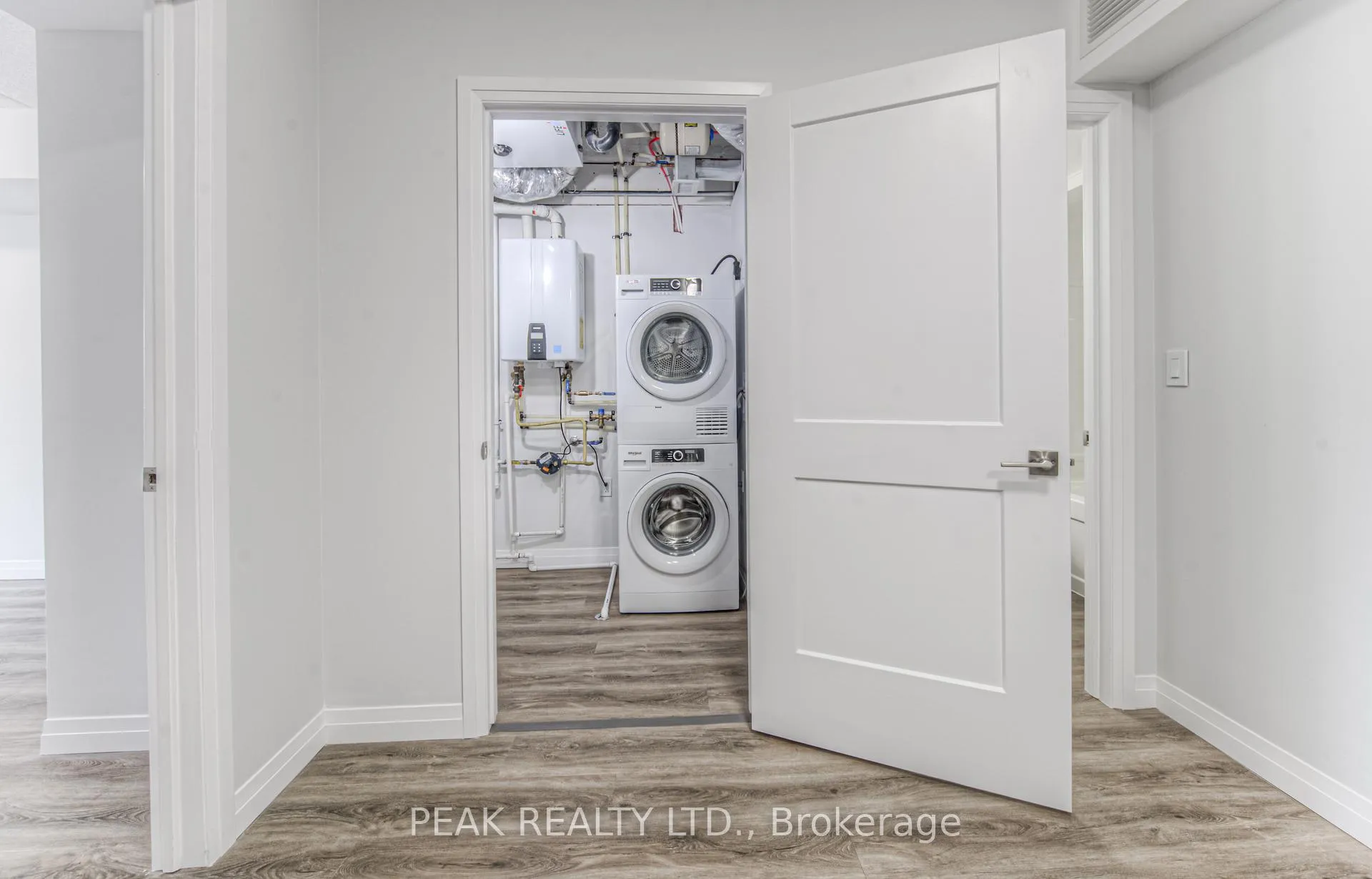 Photo 16 of Unit 208, 30 George Street S, Waterloo, Uptown Waterloo/North Ward — HOMEH