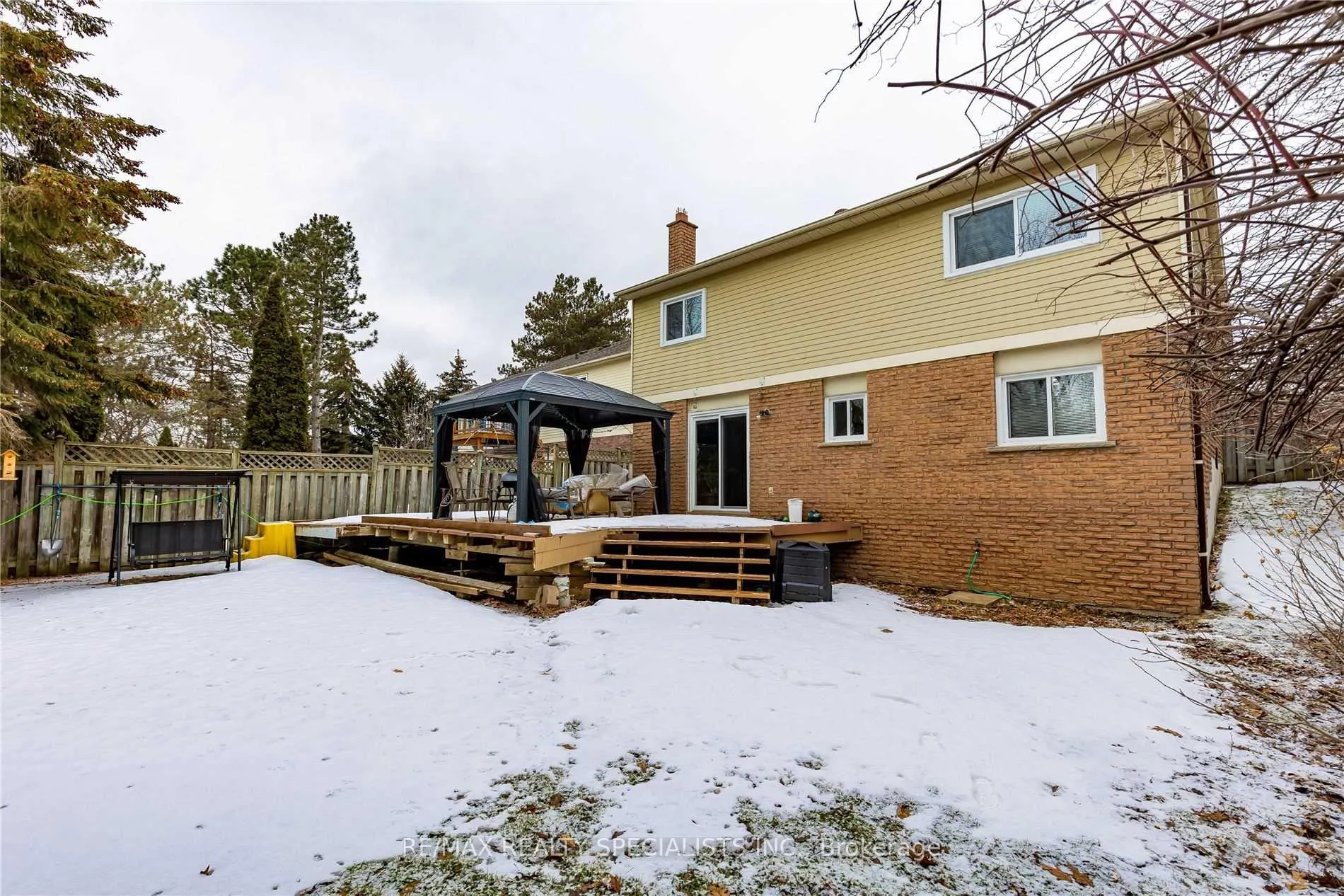 Photo 36 of 885 Walton CRT, Whitby, Williamsburg — HOMEH
