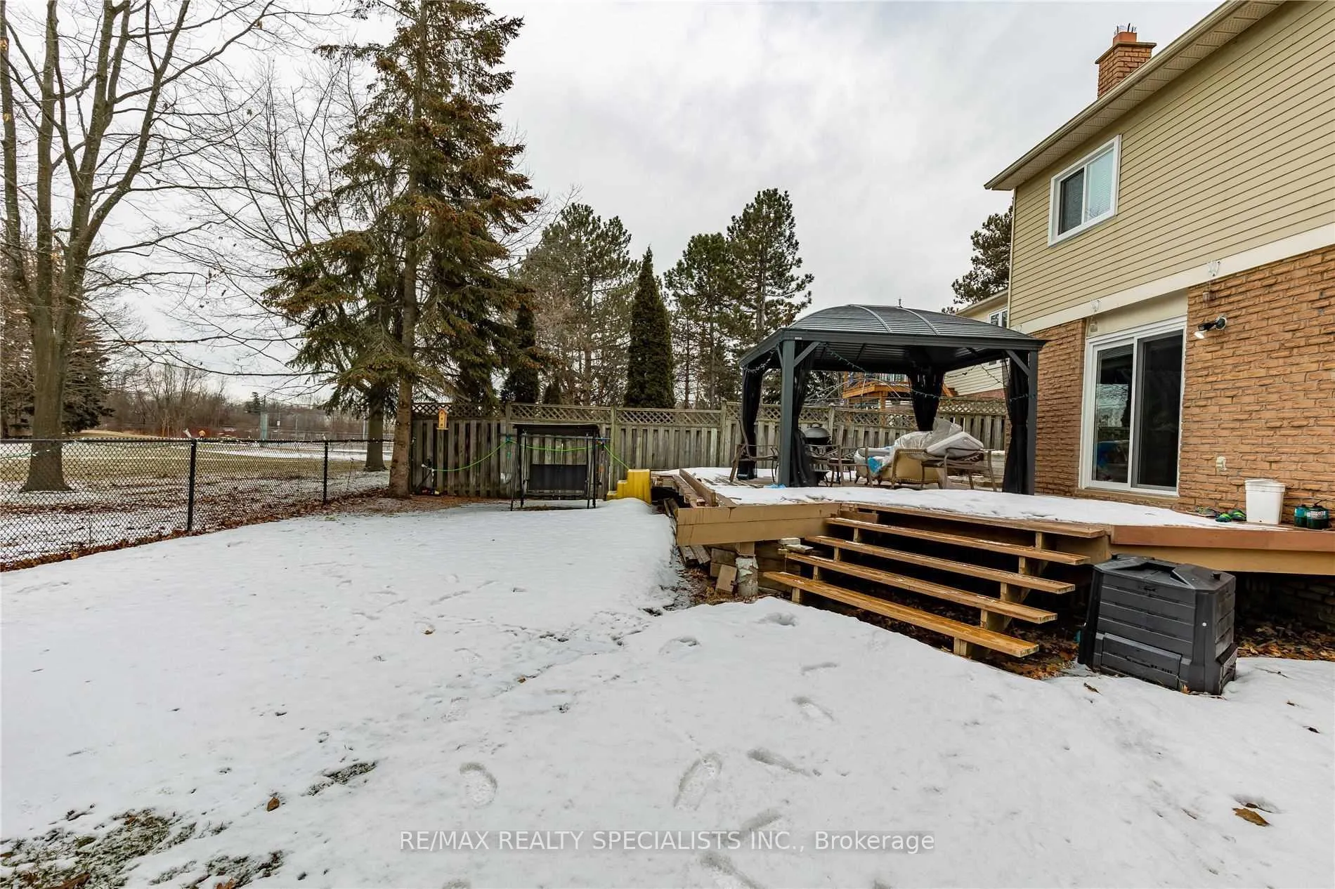 Photo 37 of 885 Walton CRT, Whitby, Williamsburg — HOMEH