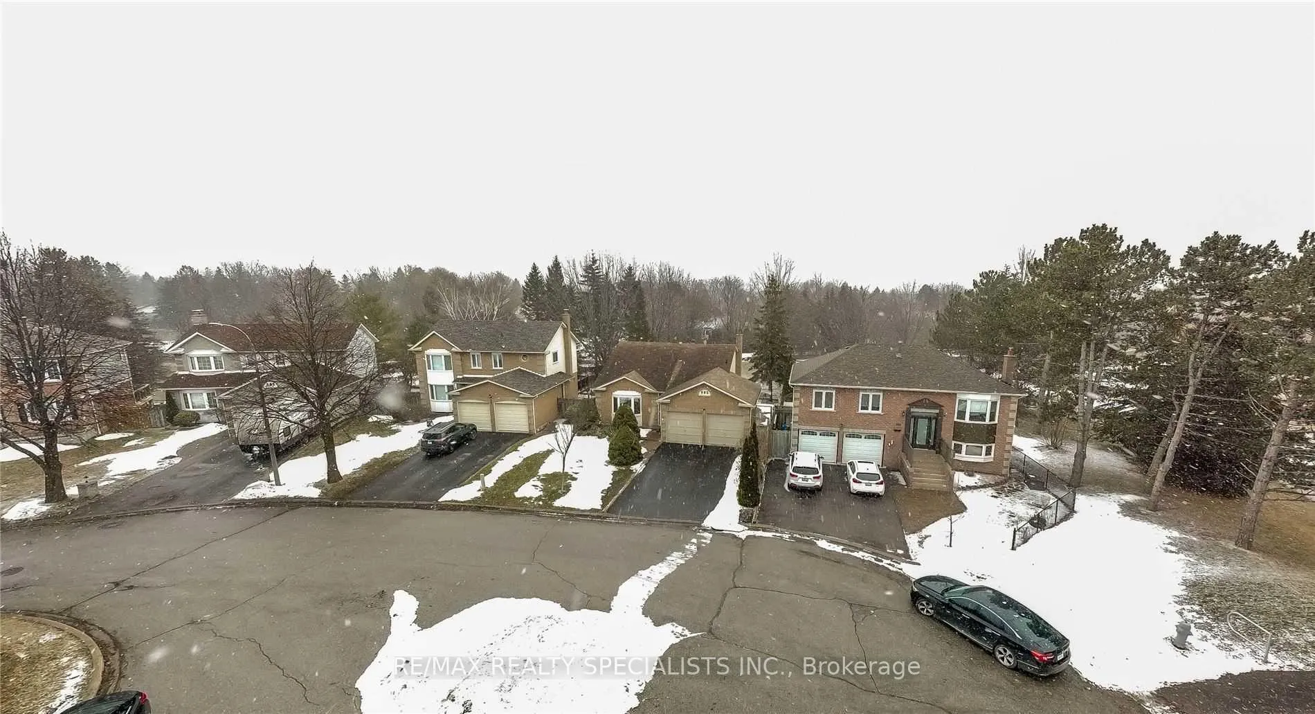Photo 40 of 885 Walton CRT, Whitby, Williamsburg — HOMEH