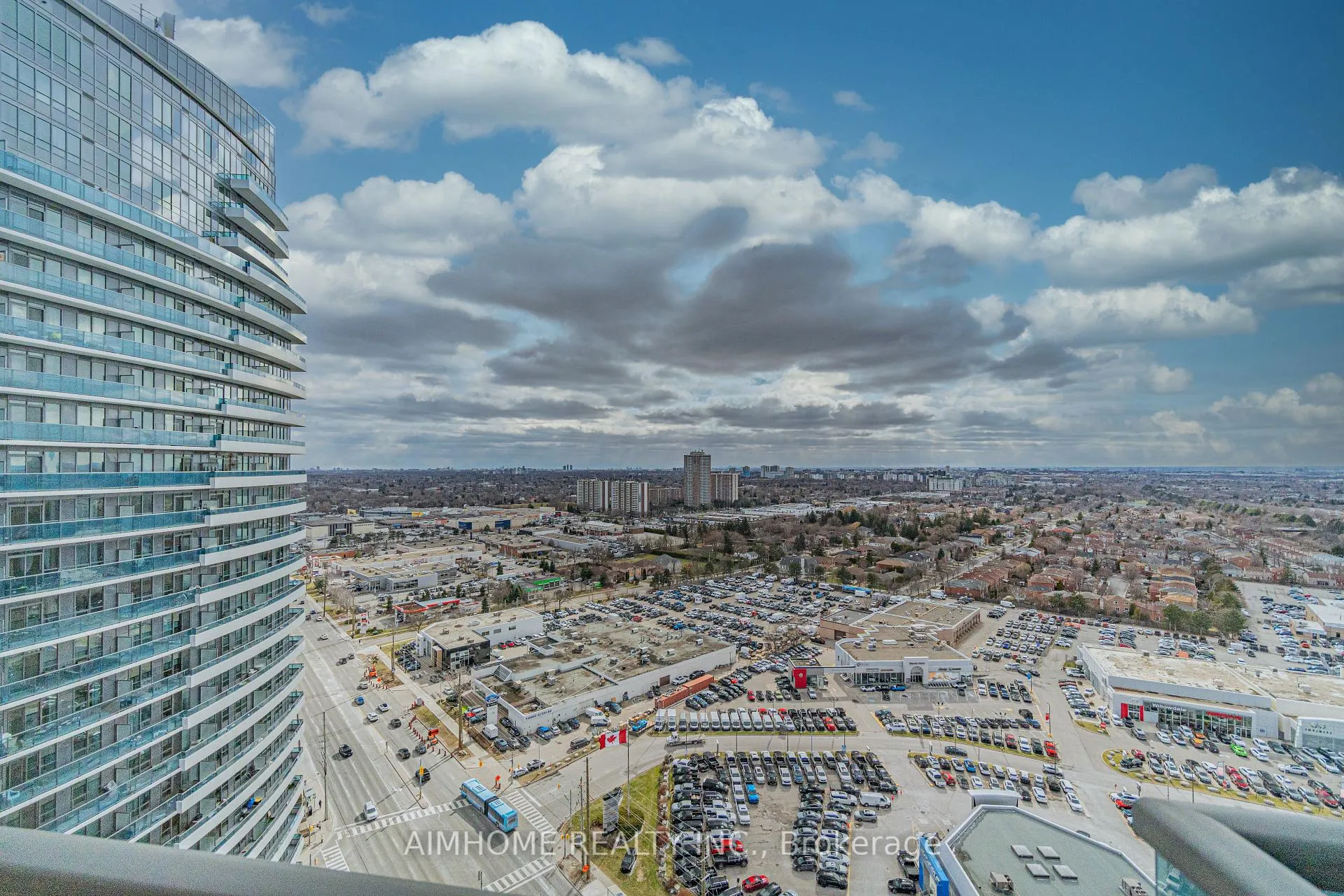 Photo 14 of Unit 2310, 7171 Yonge Street, Markham, Thornhill — HOMEH