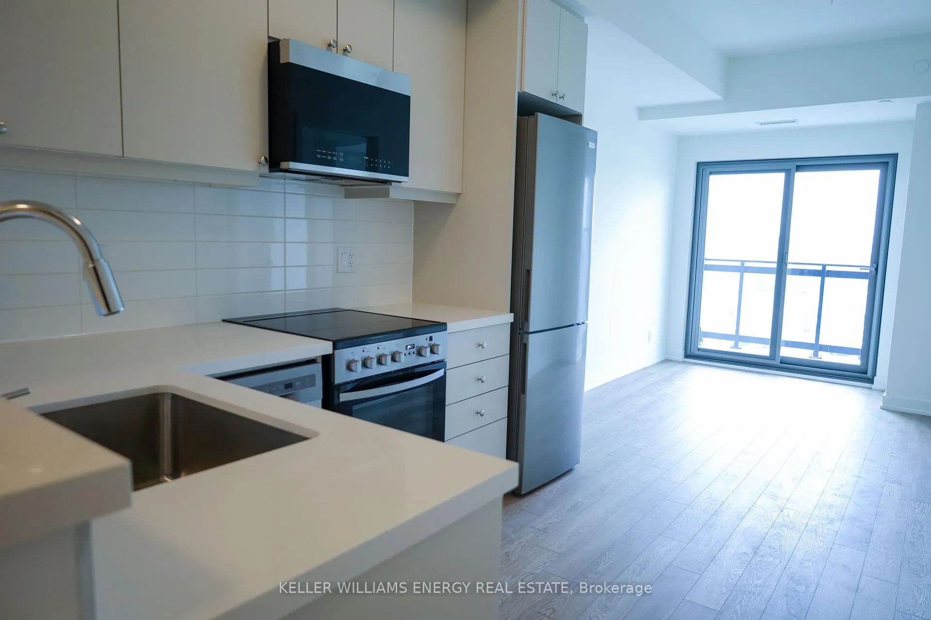 Photo 6 of Unit 1010, 51 Clarington Boulevard, Clarington, Bowmanville — HOMEH