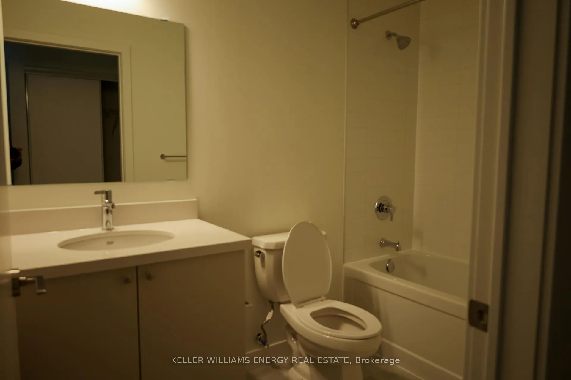 Photo 13 of Unit 1010, 51 Clarington Boulevard, Clarington, Bowmanville — HOMEH