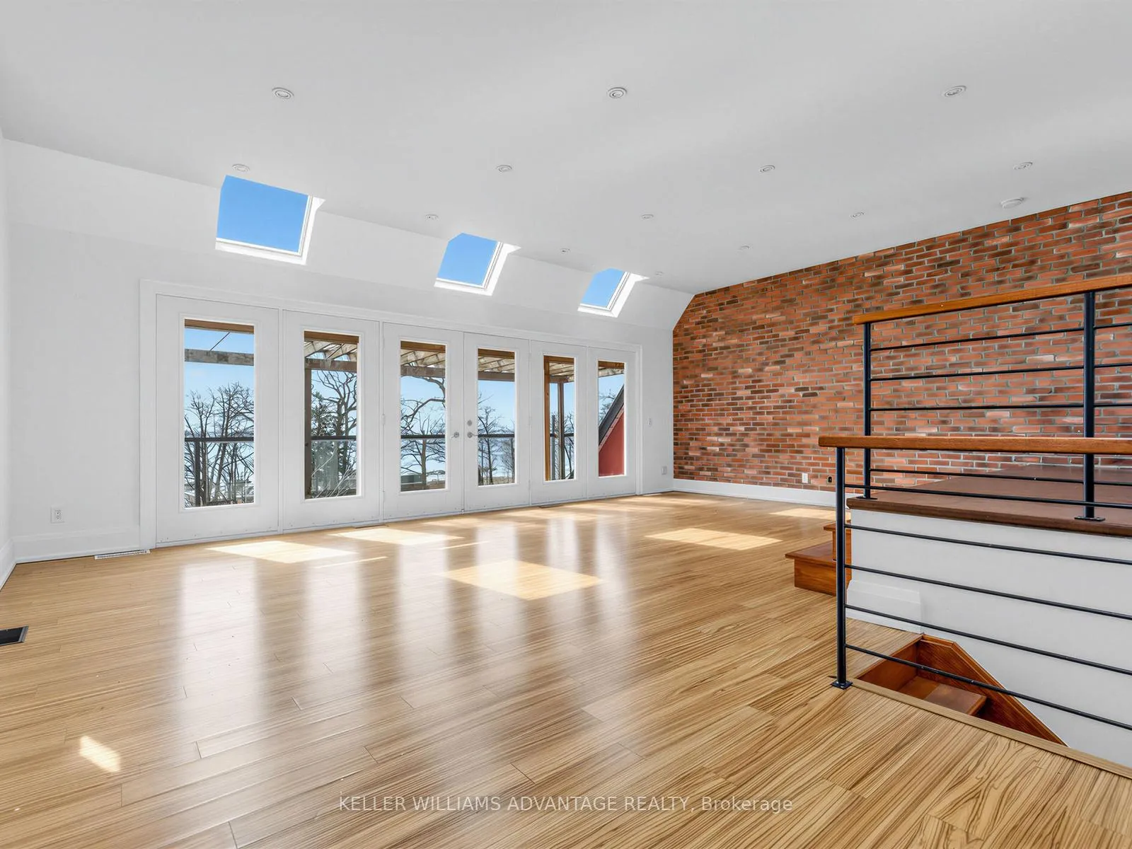 Photo 31 of 2 Park Avenue, Toronto, The Beaches — HOMEH