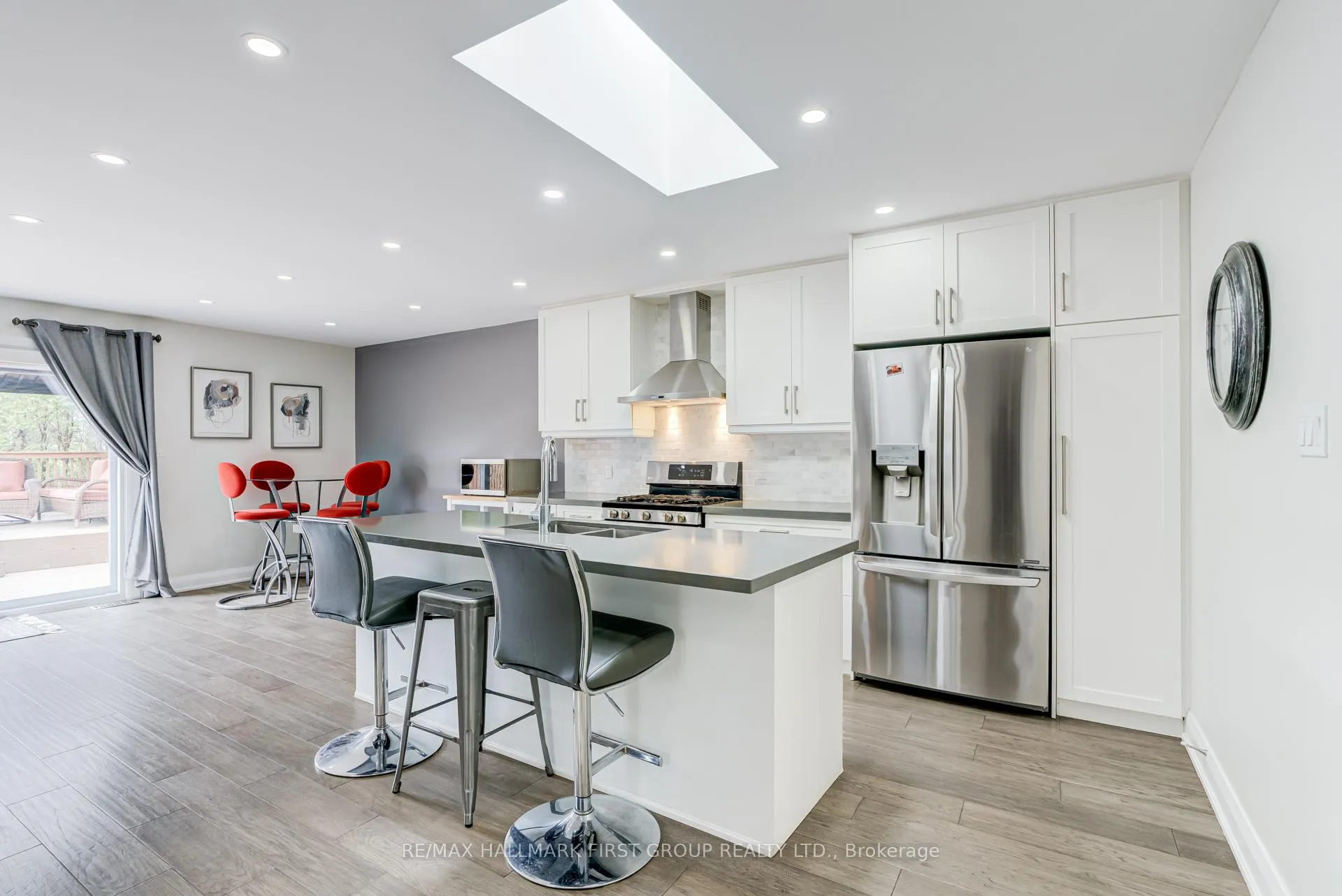 Photo 10 of 81 Sagewood Avenue, Clarington, Courtice — HOMEH