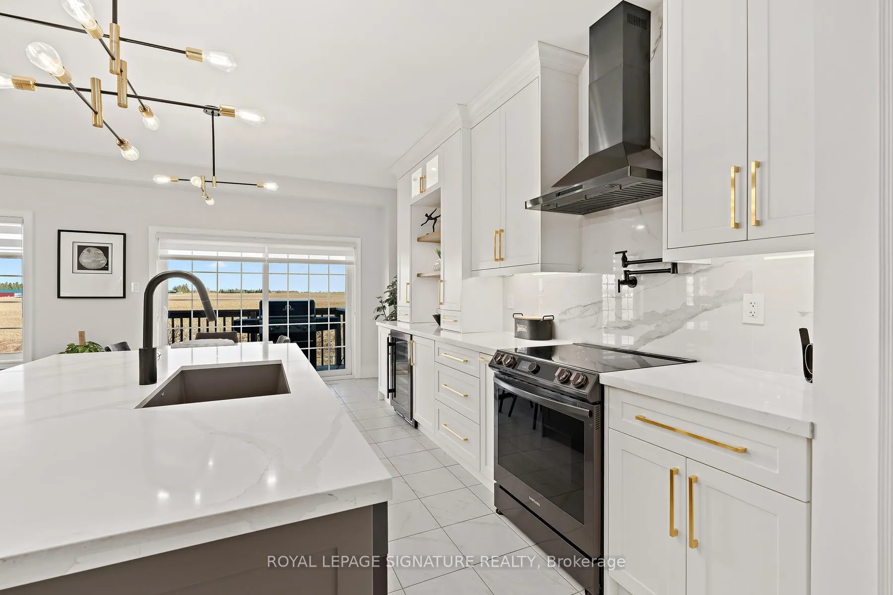 Photo 18 of 737 Gilmour Crescent, Shelburne — HOMEH