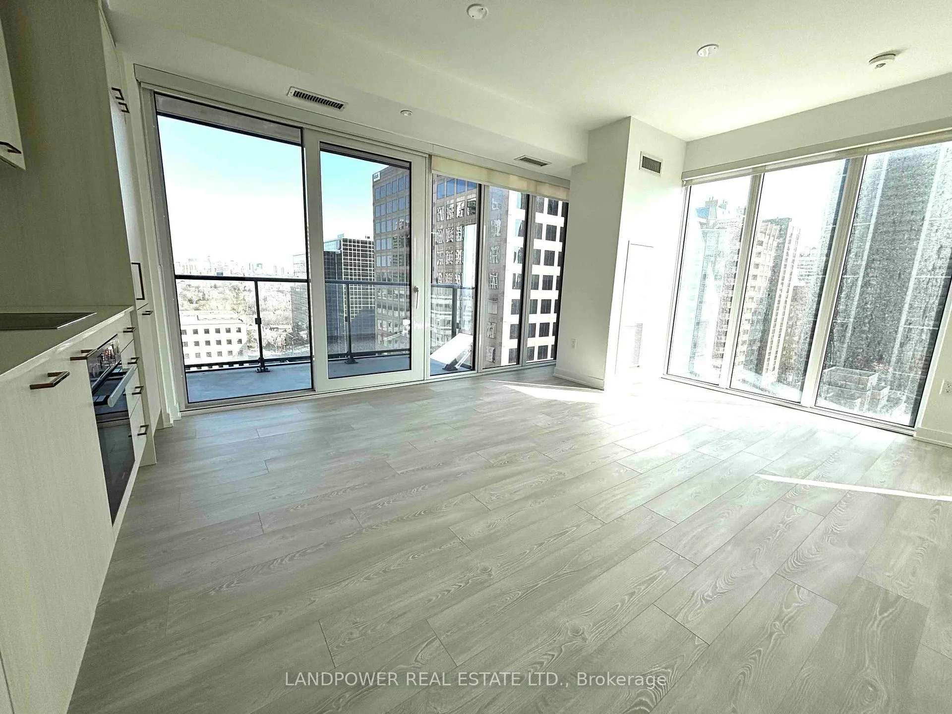 Photo 5 of Unit 1505, 634 Church Street E, Toronto, Church-Yonge Corridor — HOMEH